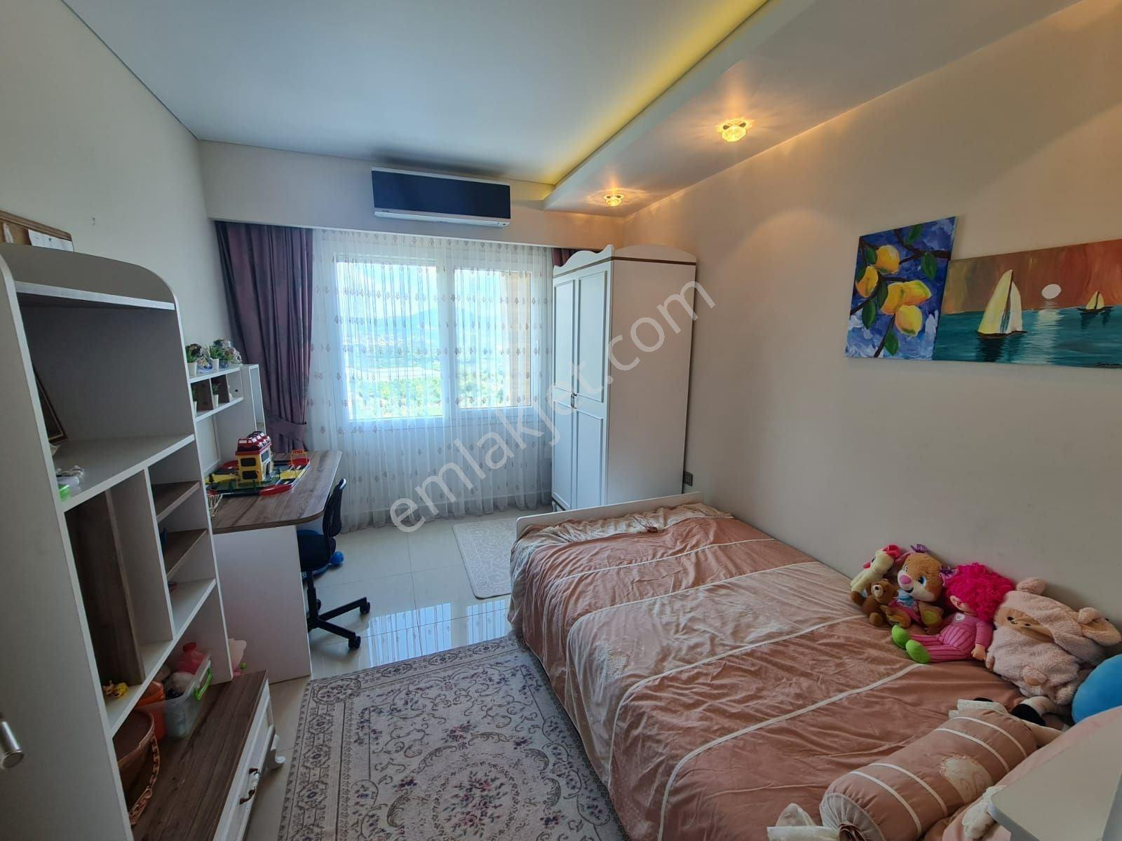 Alanya Mahmutlar – Full Eşyalı, Dağ–deniz Ve Havuz Manzaralı Lüks 3+1 Daire - Görsel 23