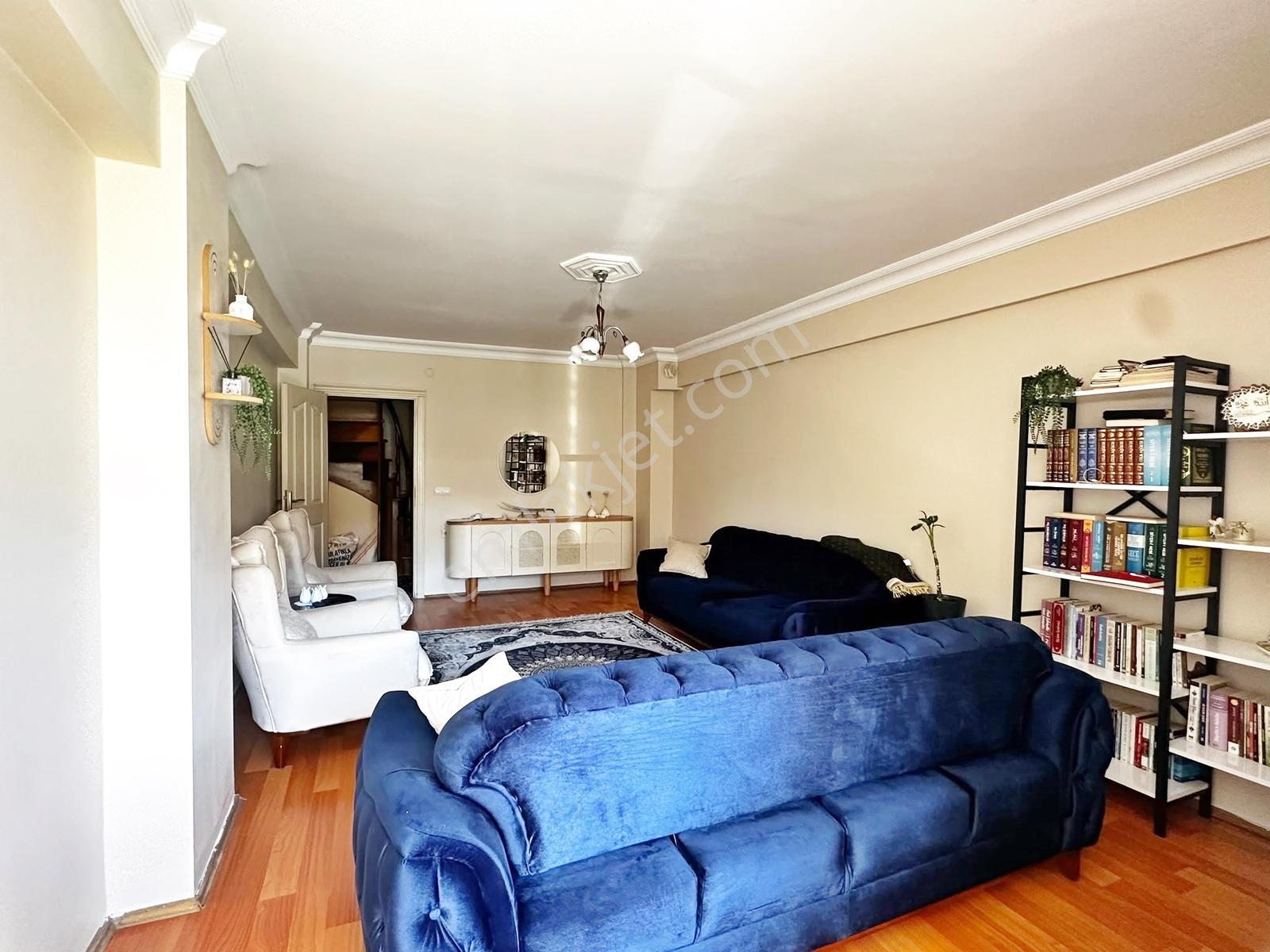Metrobüse 5dk | Ayrı Girişli | Asansörlü | 210m² Dev 4+2 Dubleks - Görsel 11