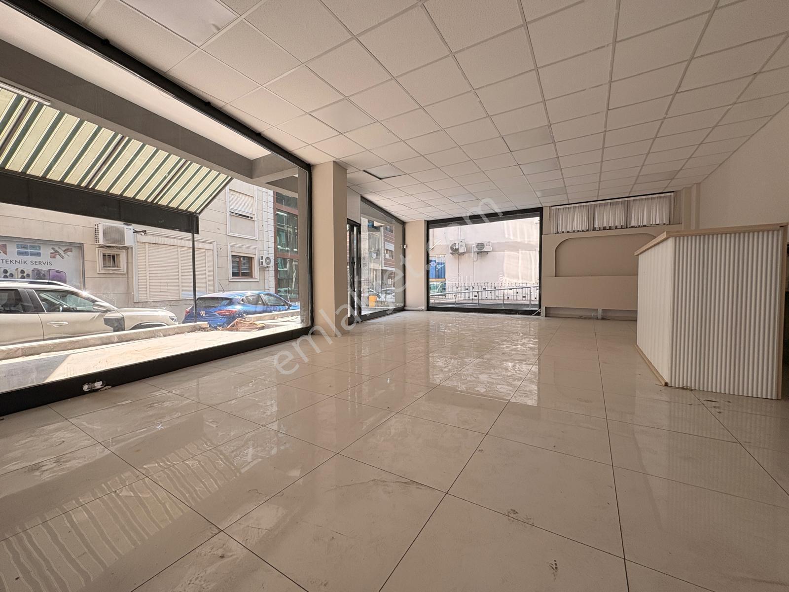 Menderes Caddesi Yakınında 120m² Verandalı Bacalı Kiralık İşyeri - Görsel 55