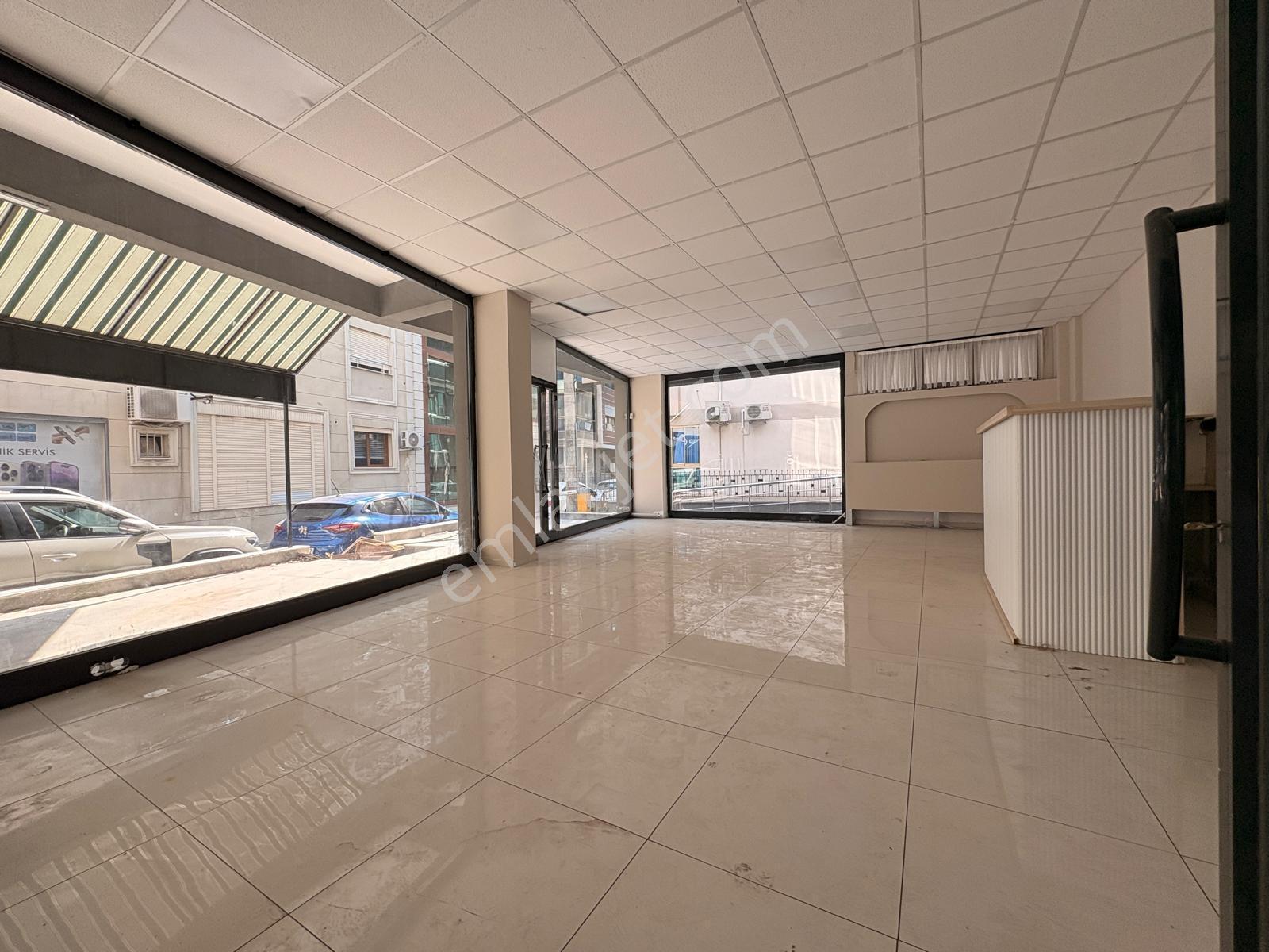 Menderes Caddesi Yakınında 120m² Verandalı Bacalı Kiralık İşyeri - Görsel 53