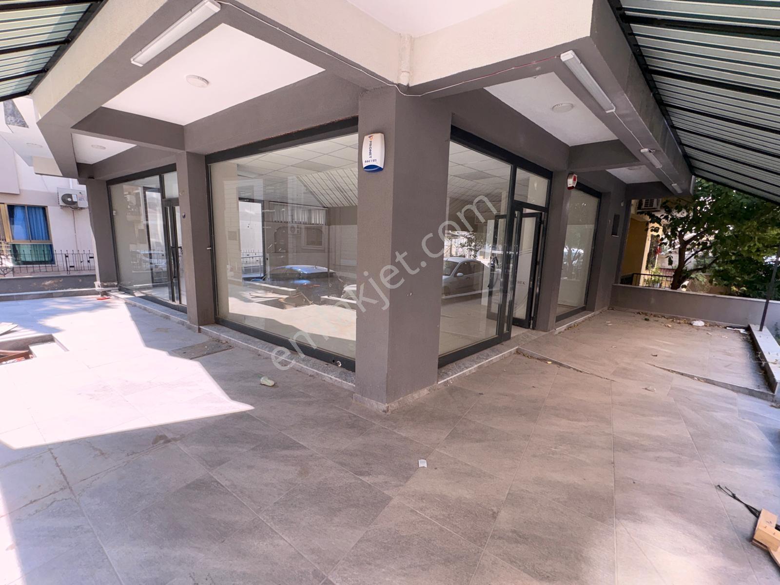 Menderes Caddesi Yakınında 120m² Verandalı Bacalı Kiralık İşyeri - Görsel 33