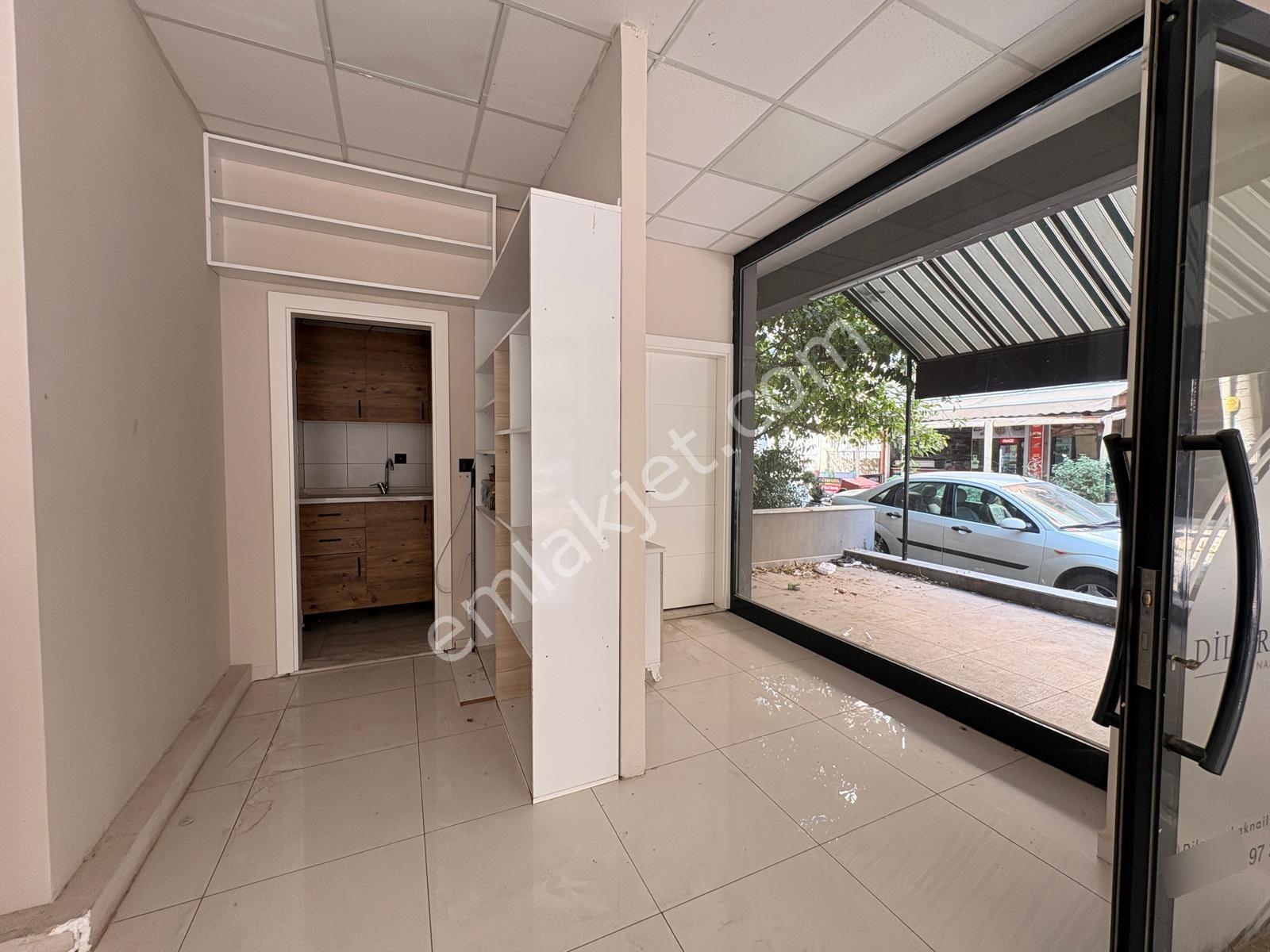 Menderes Caddesi Yakınında 120m² Verandalı Bacalı Kiralık İşyeri - Görsel 12