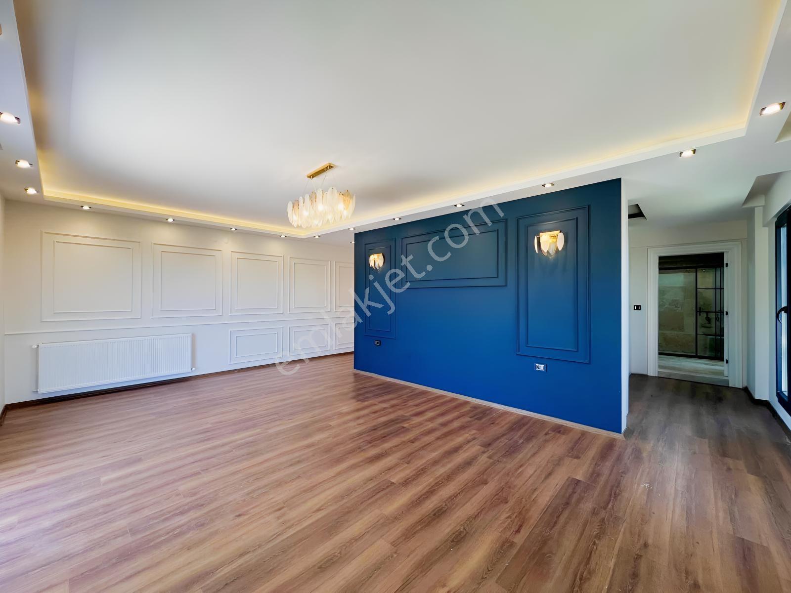 Torbalı'da Eşsiz Satılık Lüks Villa - Görsel 16