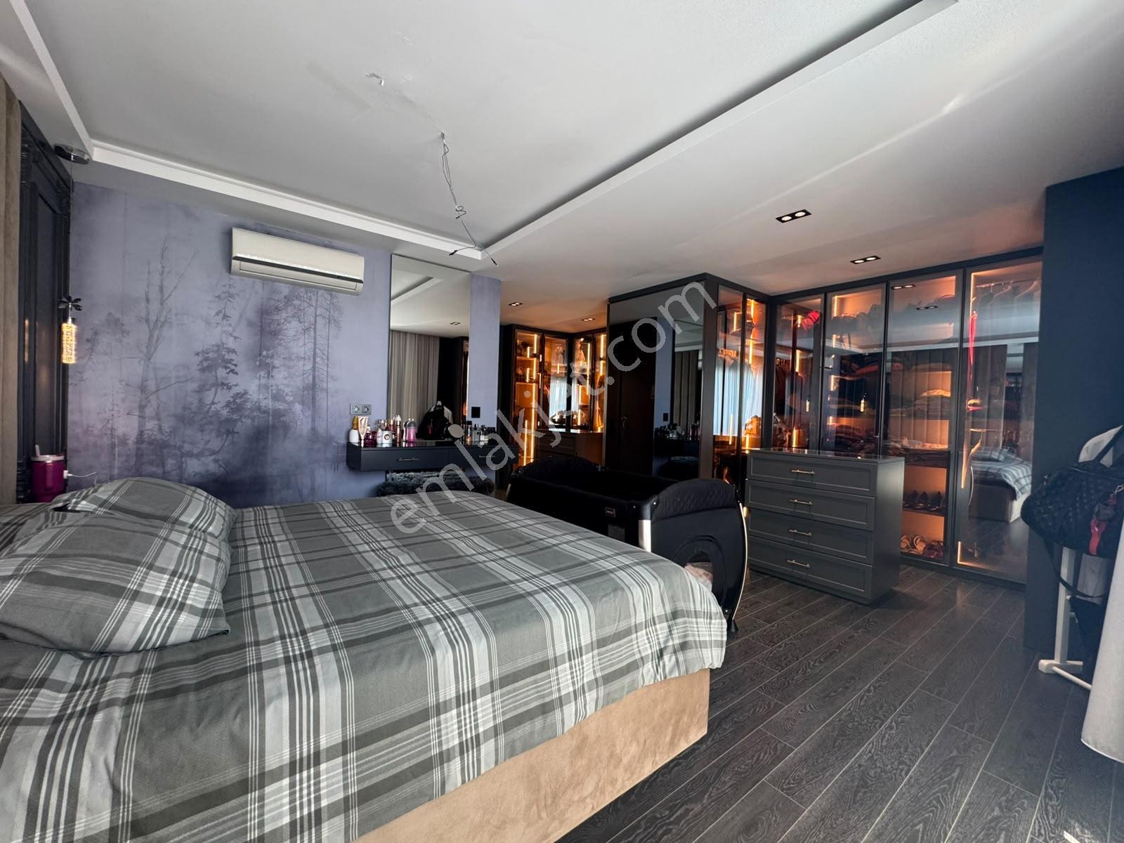 Remax Hedef Ten Büyükçekmece Kumburgaz Özel İç Dizayn 5+2 Villa - Görsel 33