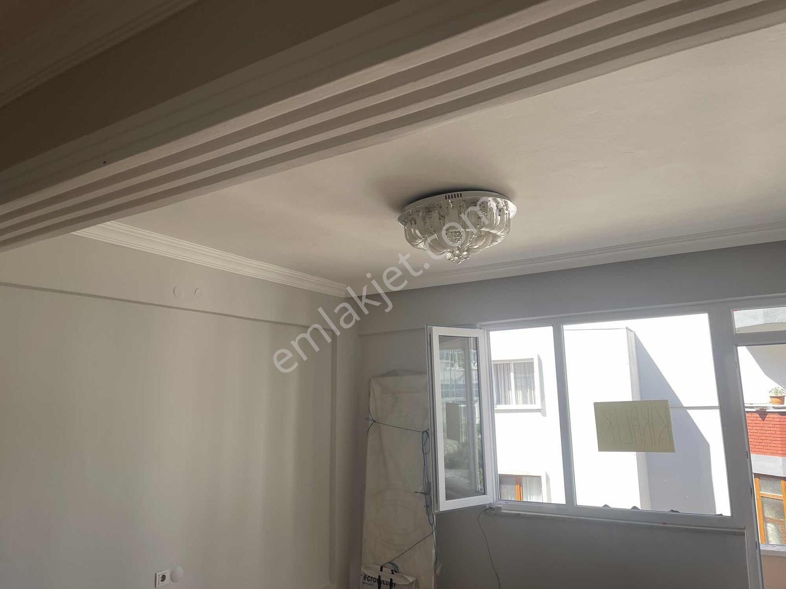 Cumhuriyet Caddesinde Kiralık Temiz 2+1 Daire - Görsel 7
