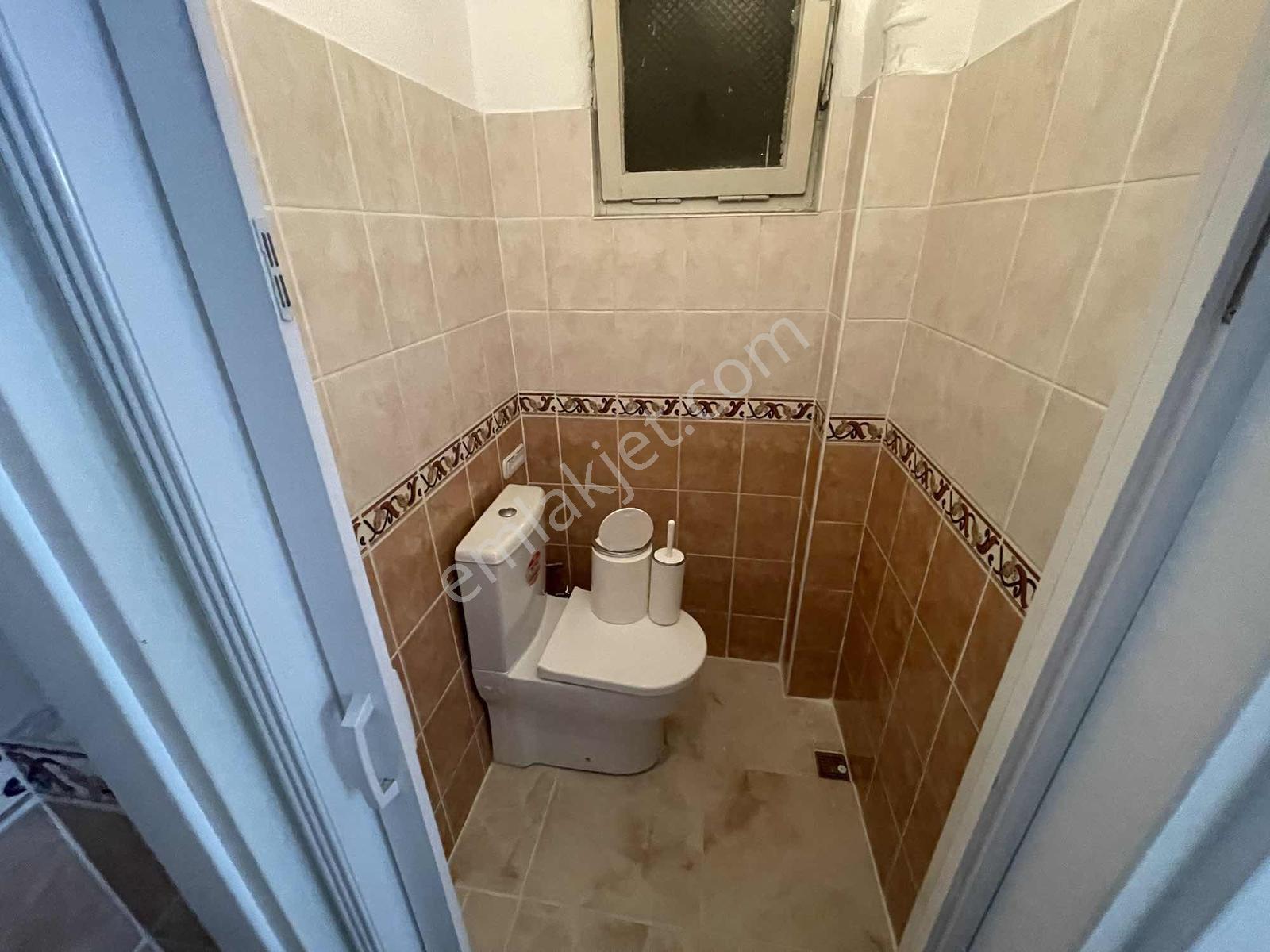 Cumhuriyet Caddesinde Kiralık Temiz 2+1 Daire - Görsel 10