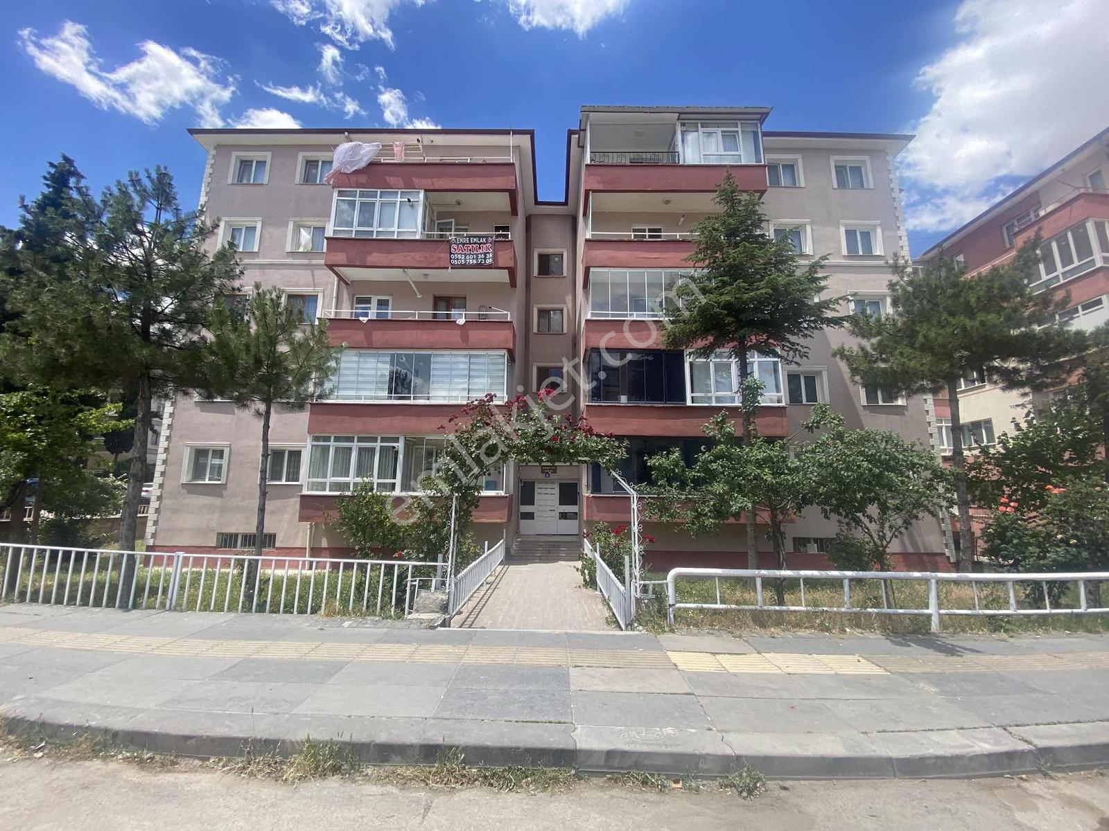 Sincan Andiçen Hürriyet Cadde Üstü Site İçerisinde Satılık Daire