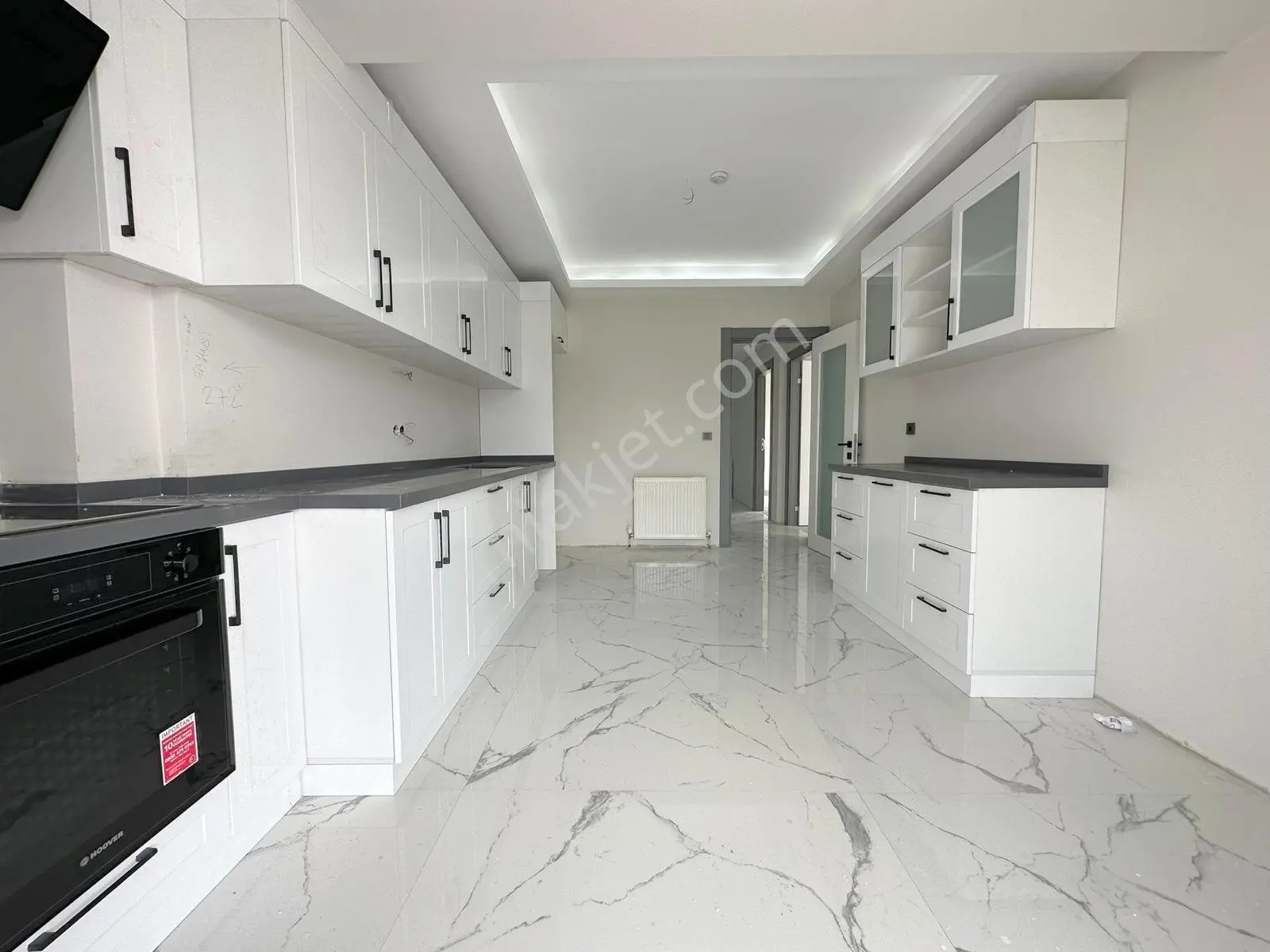 Ovacık Mahallesinde Tam Donanımlı Sitede 3+1 Satılık Daire | Prestijli Ve Konforlu Yaşam - Görsel 5