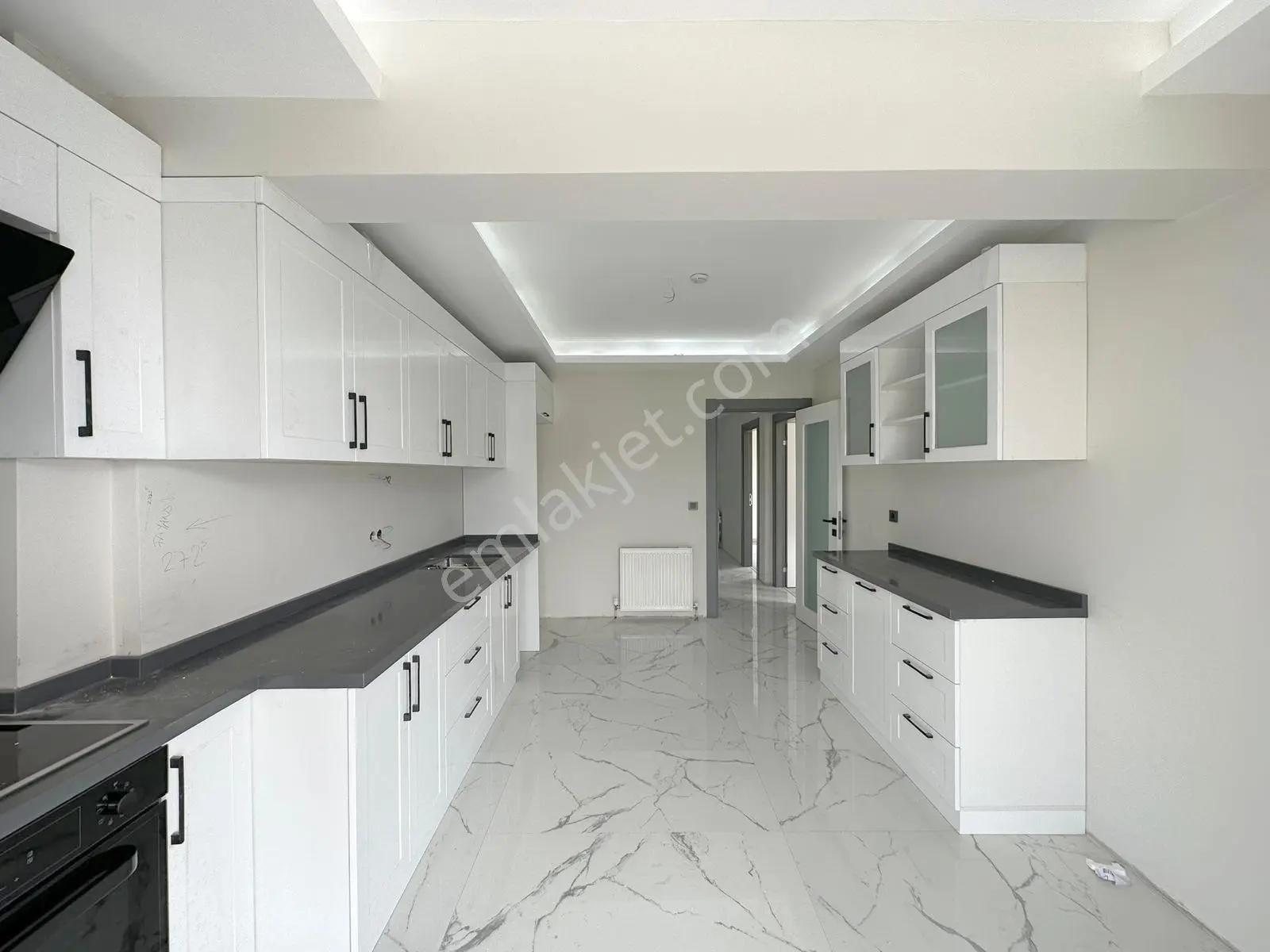 Ovacık Mahallesinde Tam Donanımlı Sitede 3+1 Satılık Daire | Prestijli Ve Konforlu Yaşam - Görsel 4