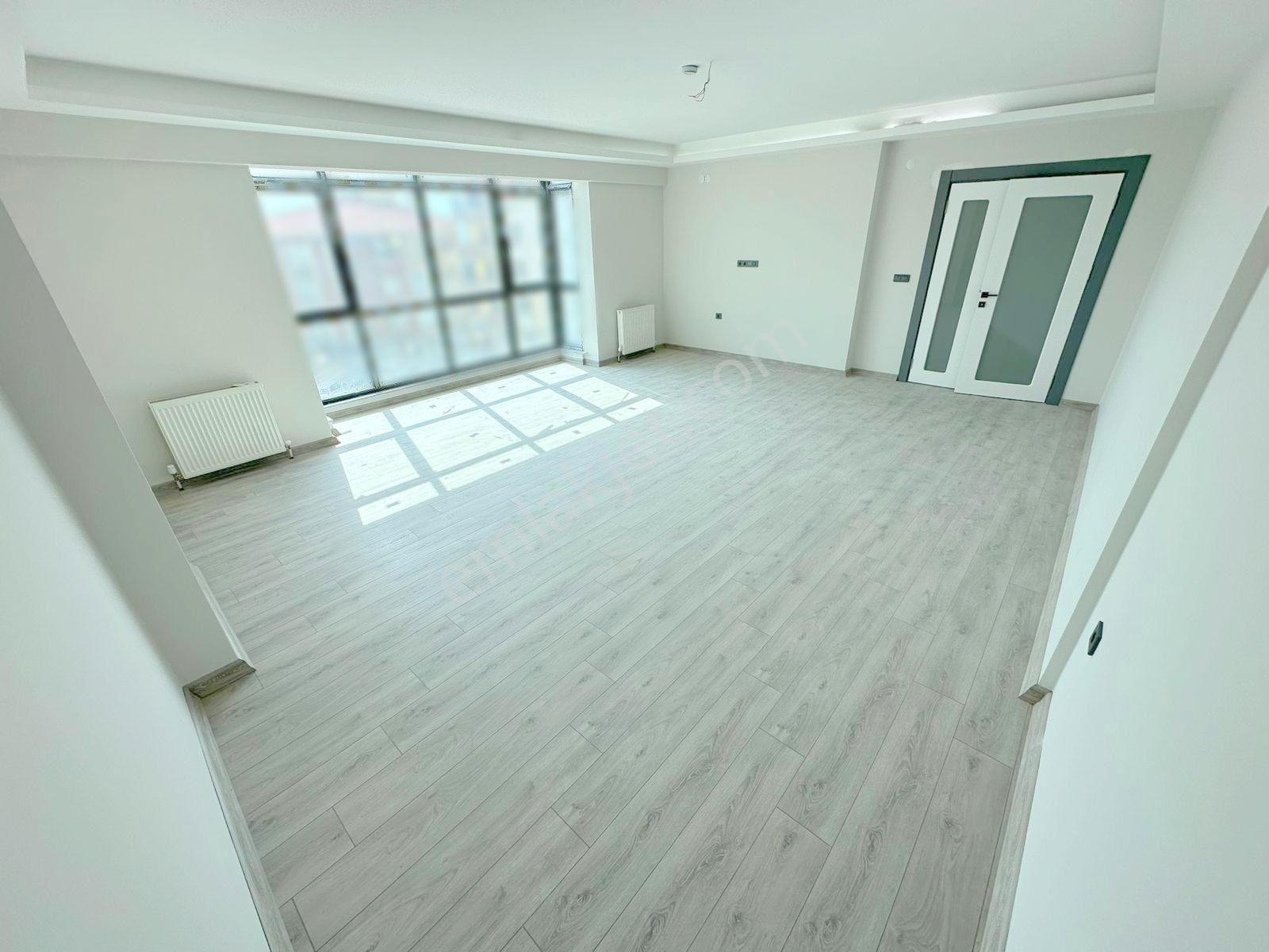 Ovacık Mahallesinde Tam Donanımlı Sitede 3+1 Satılık Daire | Prestijli Ve Konforlu Yaşam - Görsel 8