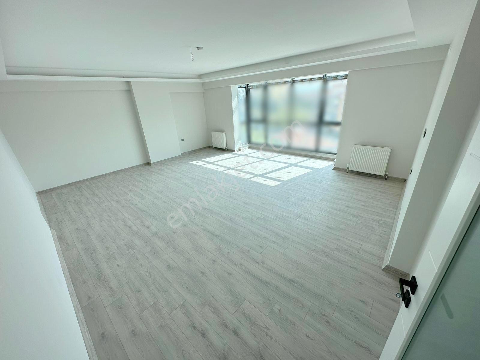 Ovacık Mahallesinde Tam Donanımlı Sitede 3+1 Satılık Daire | Prestijli Ve Konforlu Yaşam - Görsel 9