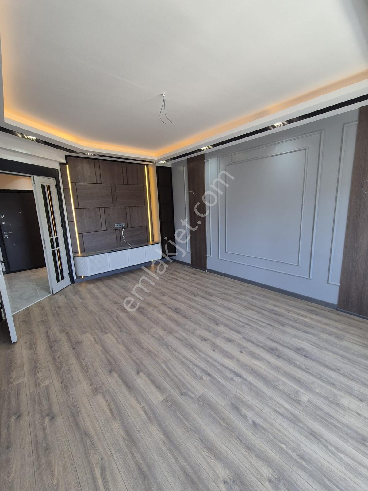 Cadde Üzeri 2+1 Kapalı Mutfak Lüks Yatay Mimari Satılık Daire - Görsel 18