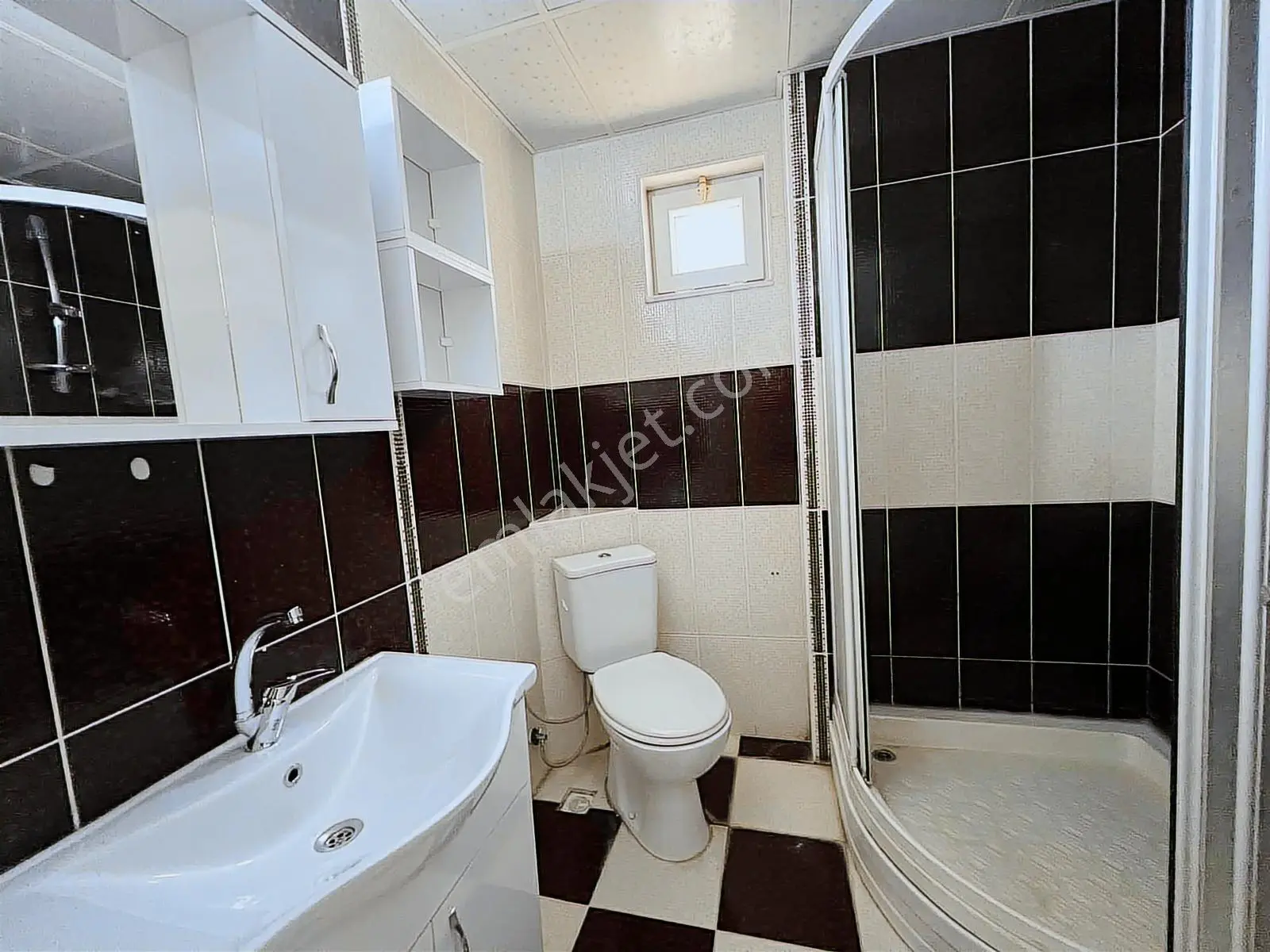 Merkezi Konum Da Eşyasız 2+1 Kiralık Daire - Görsel 19