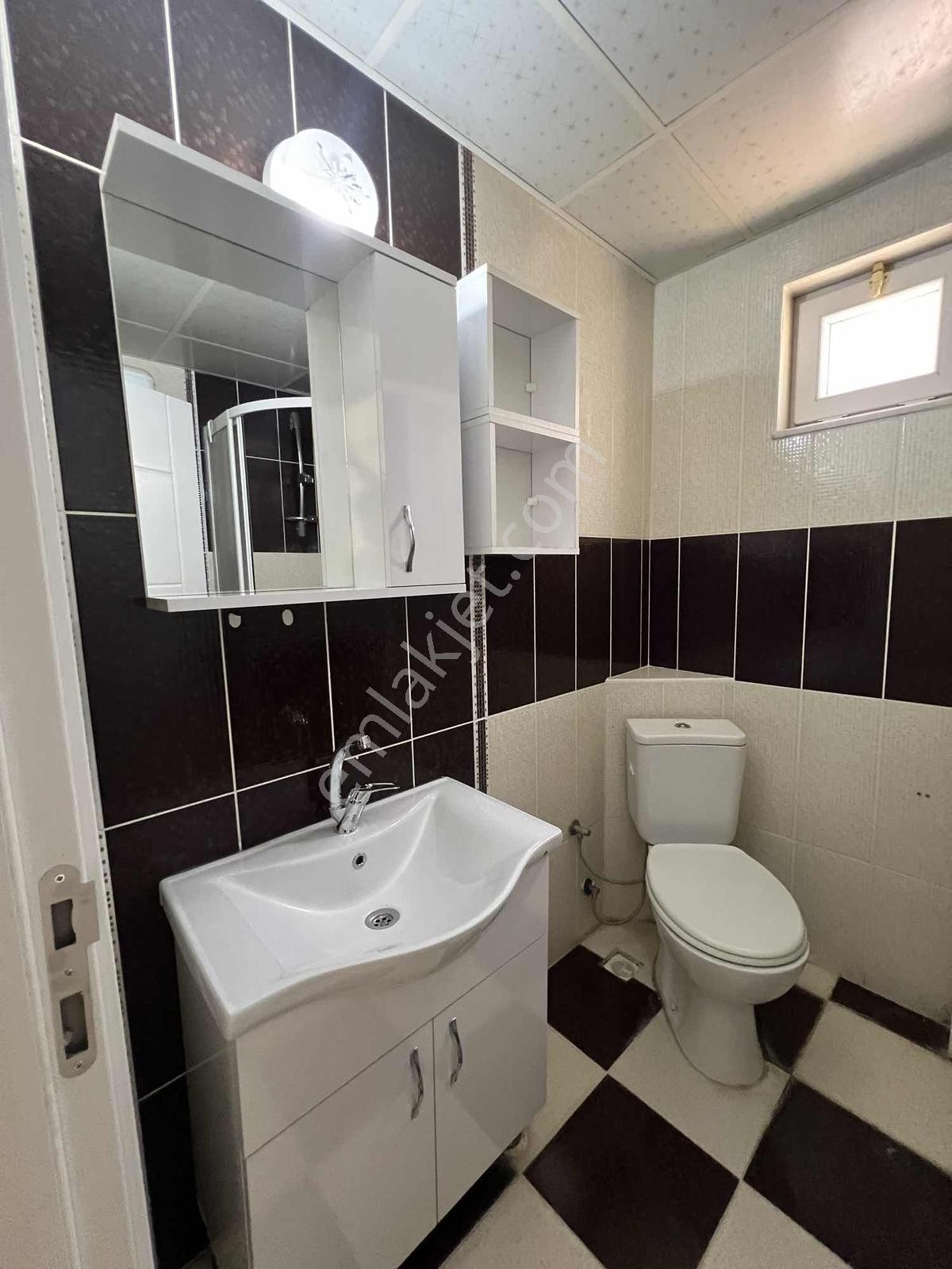 Merkezi Konum Da Eşyasız 2+1 Kiralık Daire - Görsel 17
