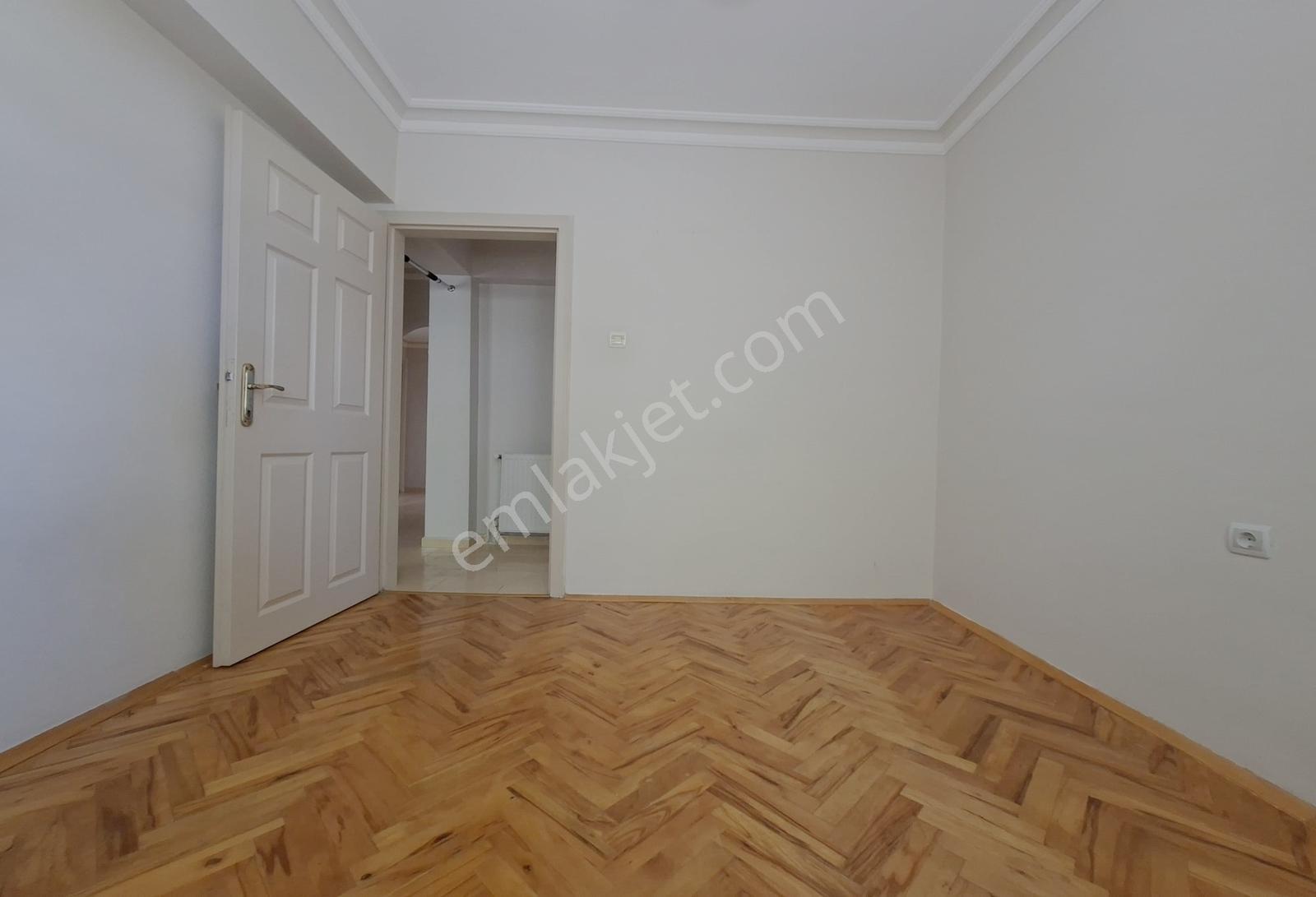 Ufuktepe Cd. Üzeri Pazar Yeri Yakını 3+1 Kiralık Daire - Görsel 19