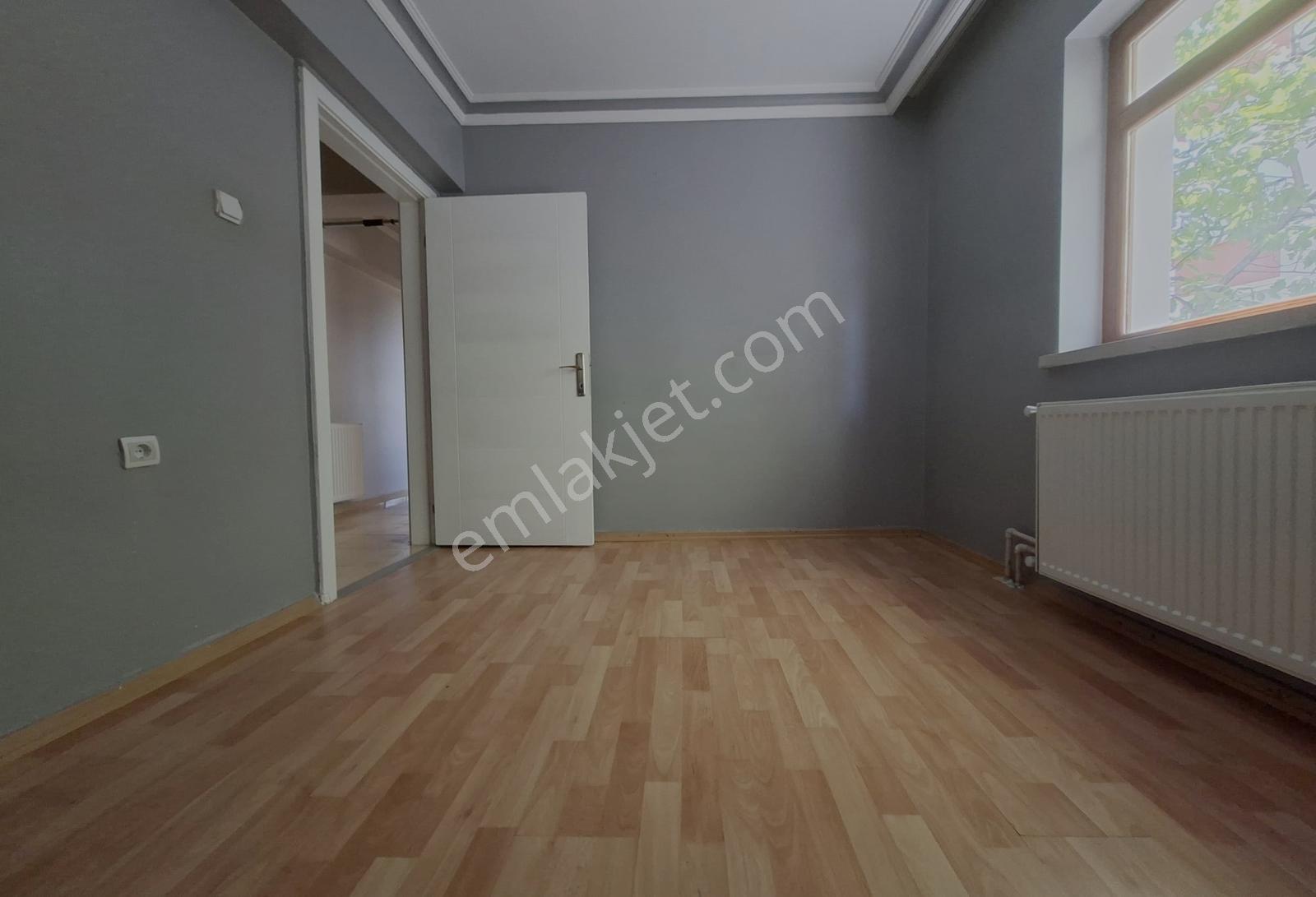 Ufuktepe Cd. Üzeri Pazar Yeri Yakını 3+1 Kiralık Daire - Görsel 13