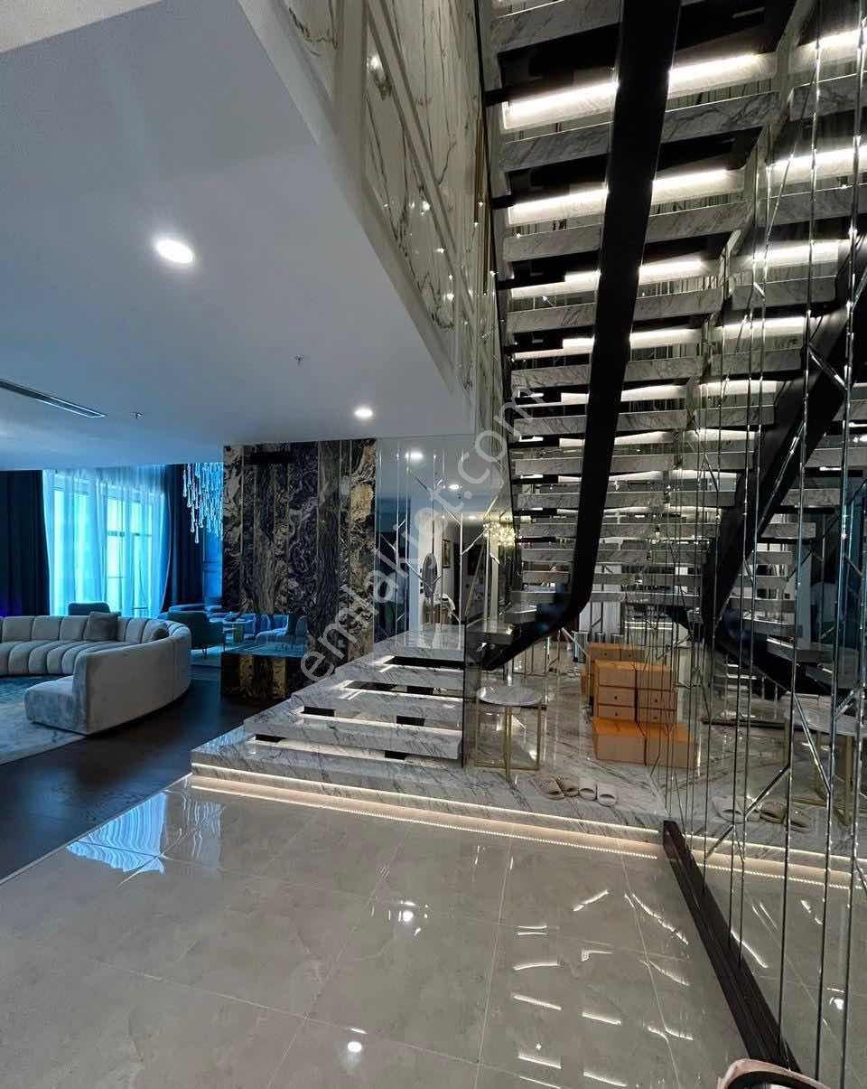 The Penthouse Of Skyland | Luxury Design Forest View For Rent - Görsel 5