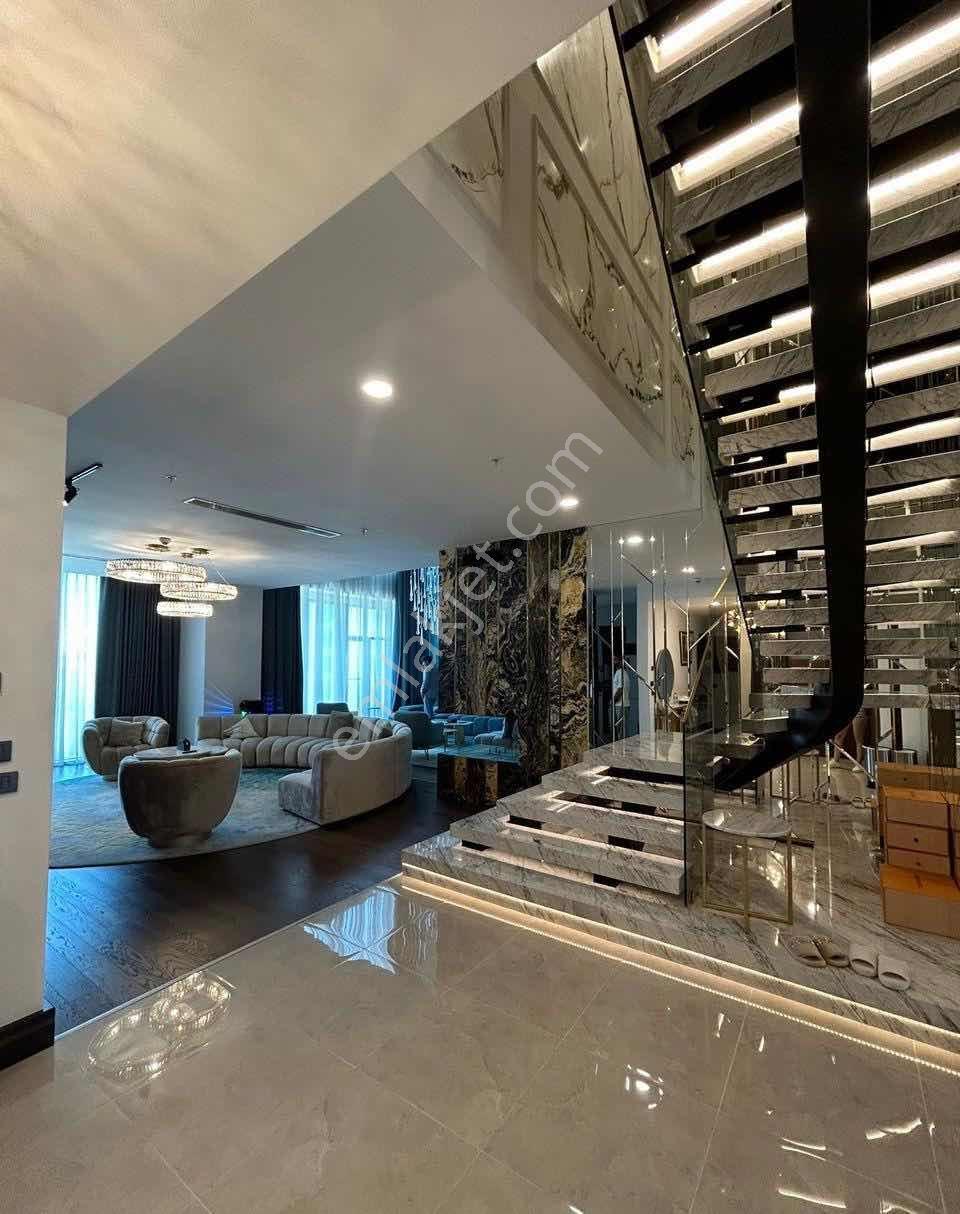 The Penthouse Of Skyland | Luxury Design Forest View For Rent - Görsel 8