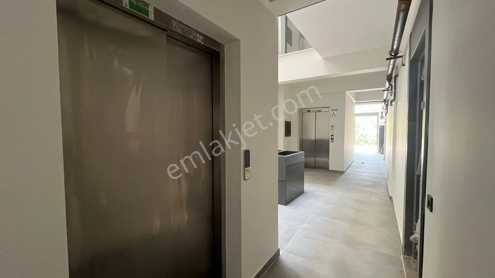 C21 Loft'tan Şehirhastanesi Yakını Havuzlu Satılık 1+1 Apart - Görsel 2