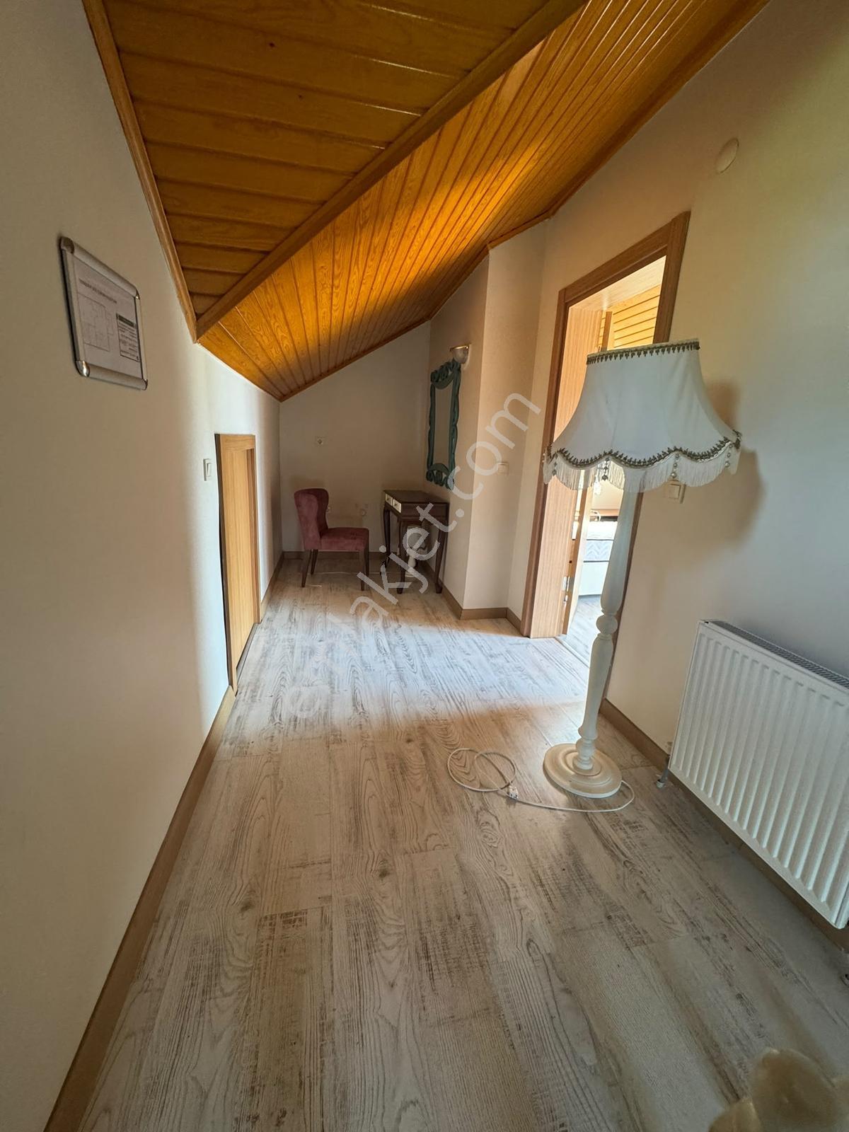 Crystal Continental Sitesinde Satılık 5+1 Villa - Görsel 26