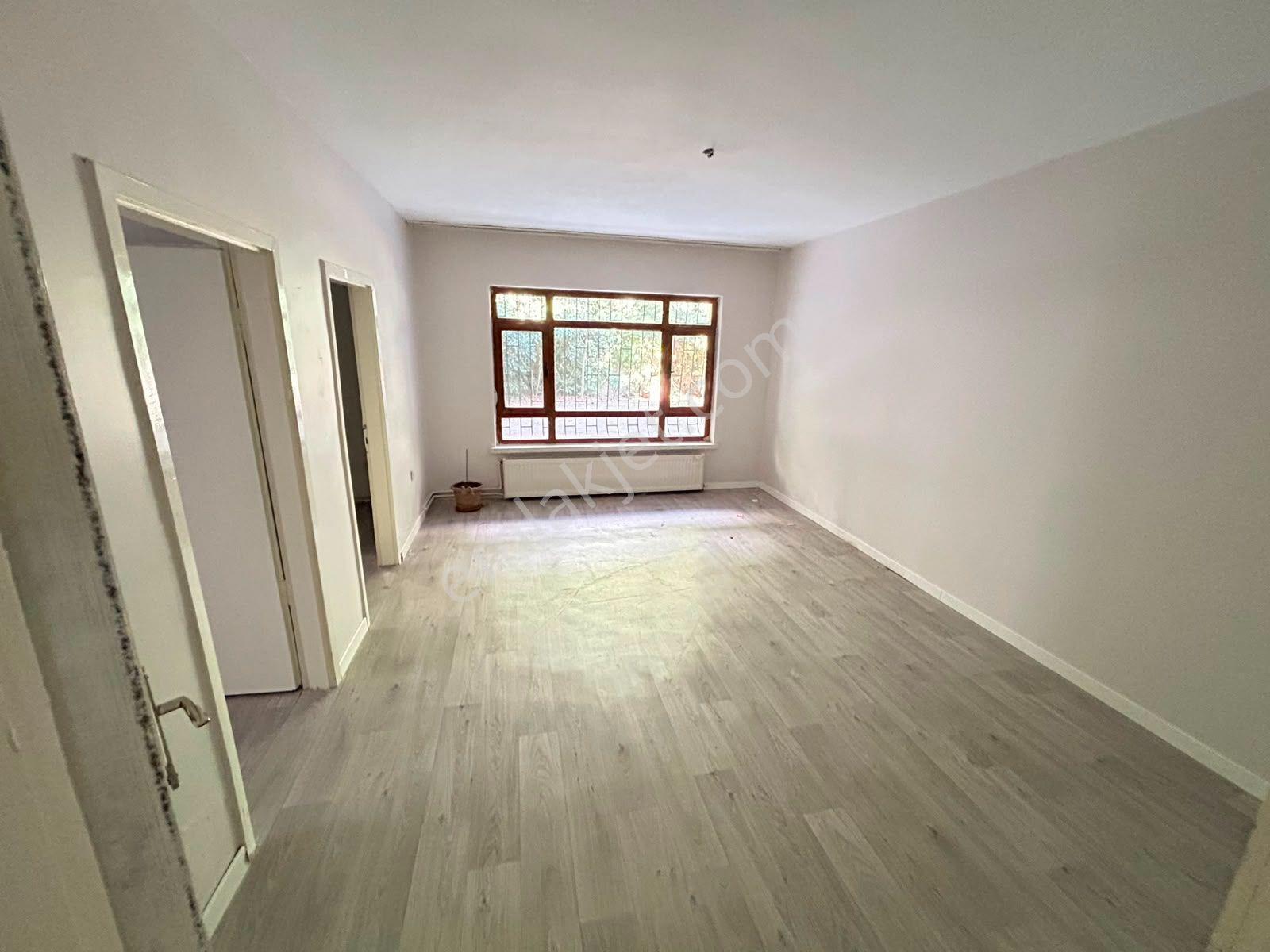 Taner'den Sokullu Perçem Sk'ta 3+1 Düz Giriş Kombili Mantolamalı - Görsel 32
