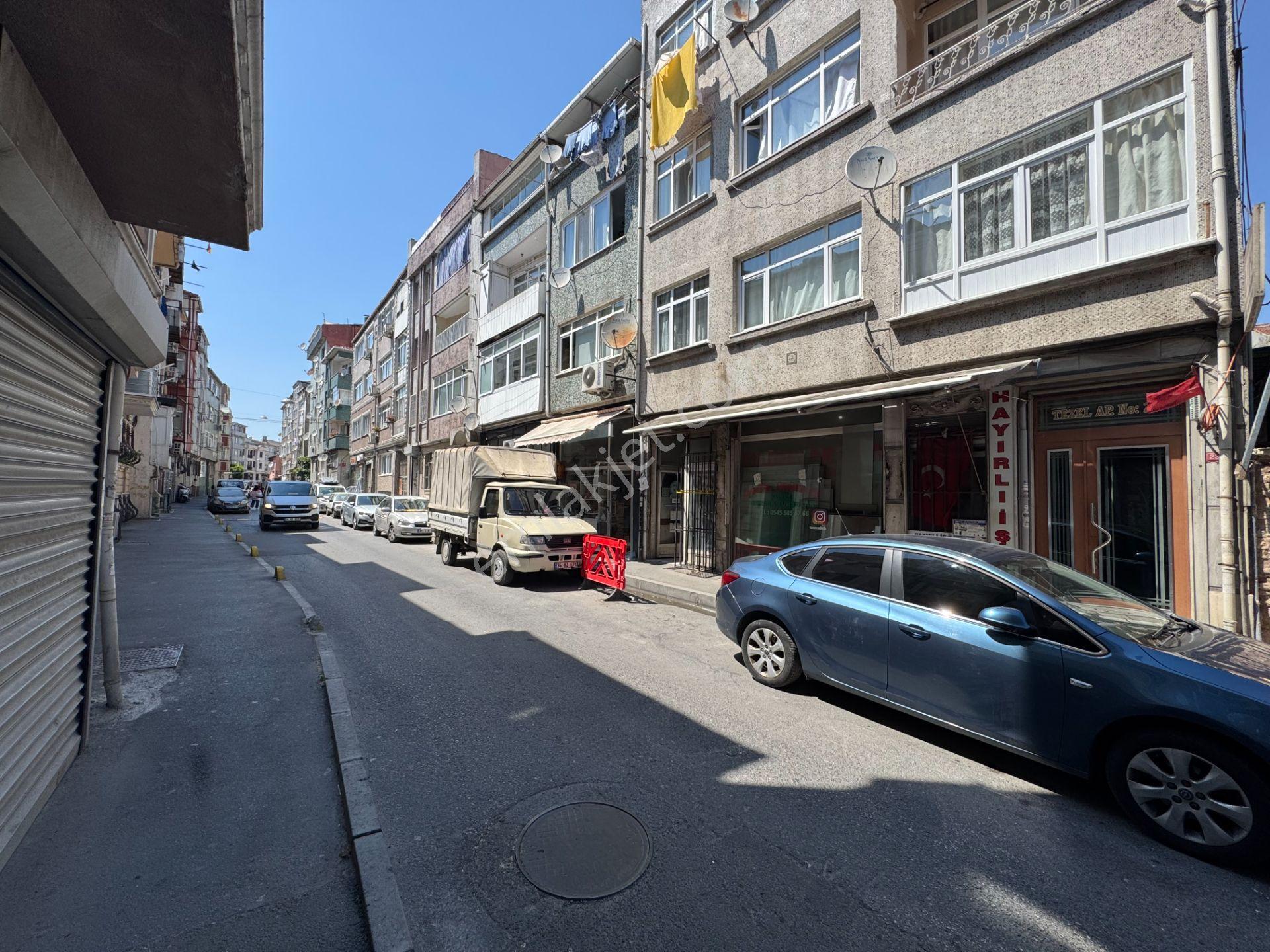 Turyap' Tan Fatih Mevlanakapıda Ara Kat Geniş Ve Temiz 2+1 Satılık Daire - Görsel 13