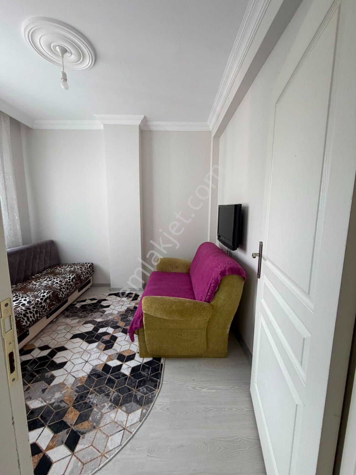Pınar Mahallesi Cadde Üzeri Kiralık 2+0 Eşyalı Arakat Daire - Görsel 8