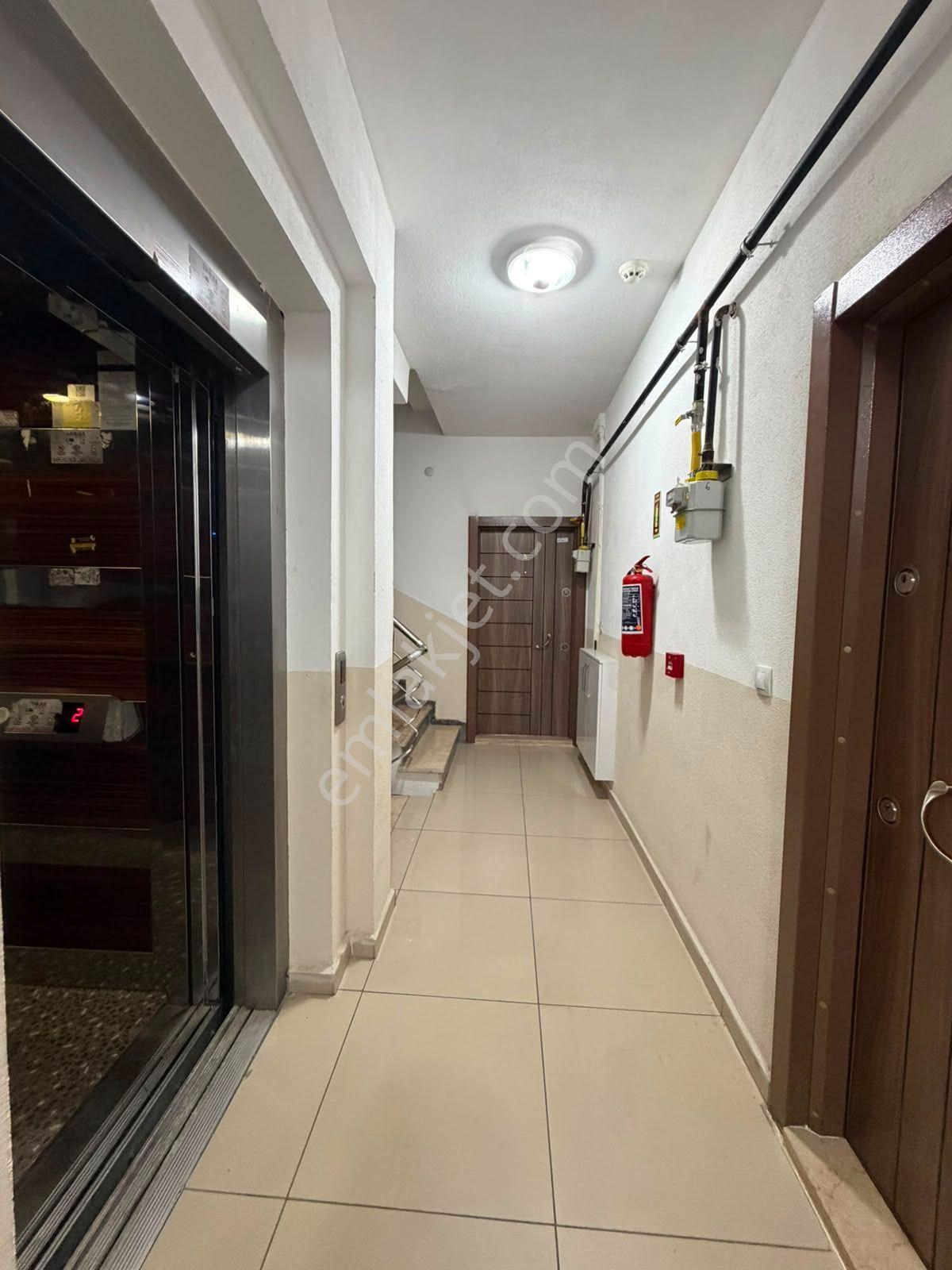 Pınar Mahallesi Cadde Üzeri Kiralık 2+0 Eşyalı Arakat Daire - Görsel 28