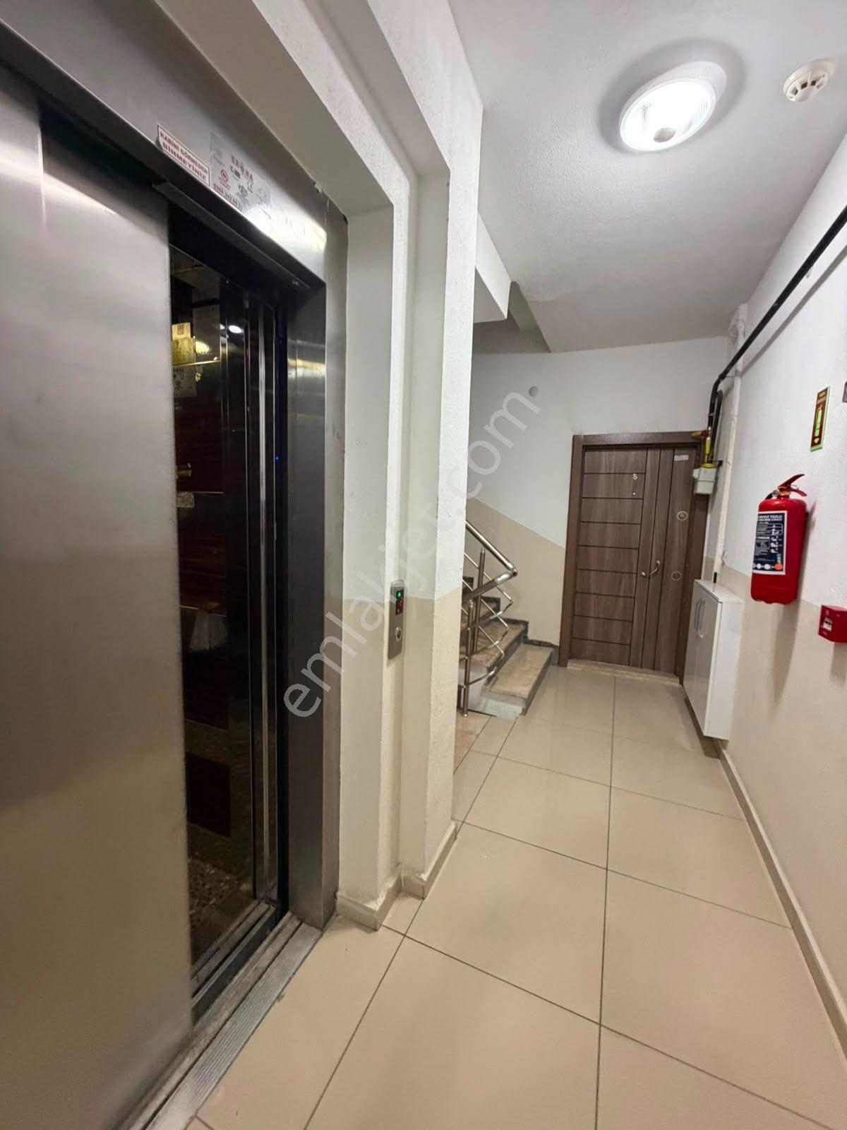 Pınar Mahallesi Cadde Üzeri Kiralık 2+0 Eşyalı Arakat Daire - Görsel 29