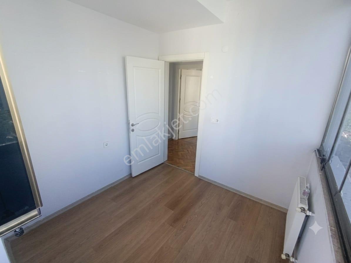 Huzurevlerinde 2+1 Hasarsız D.gazlı Çıft Banyolu Daire - Görsel 14