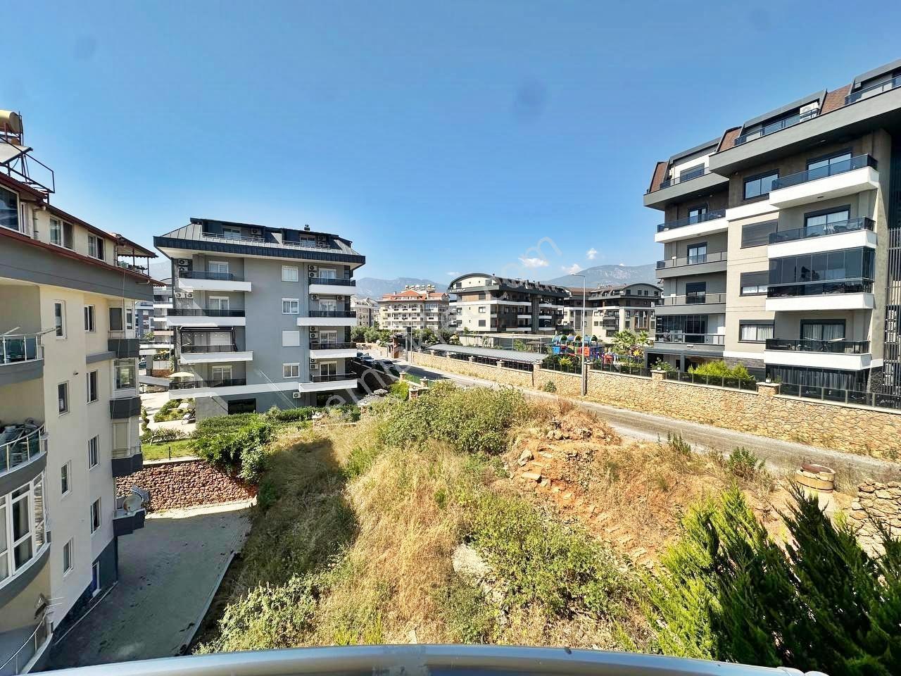 Alanya Oba'da Kiralık 2+1 Amerikan Mutfak Daire - Görsel 24