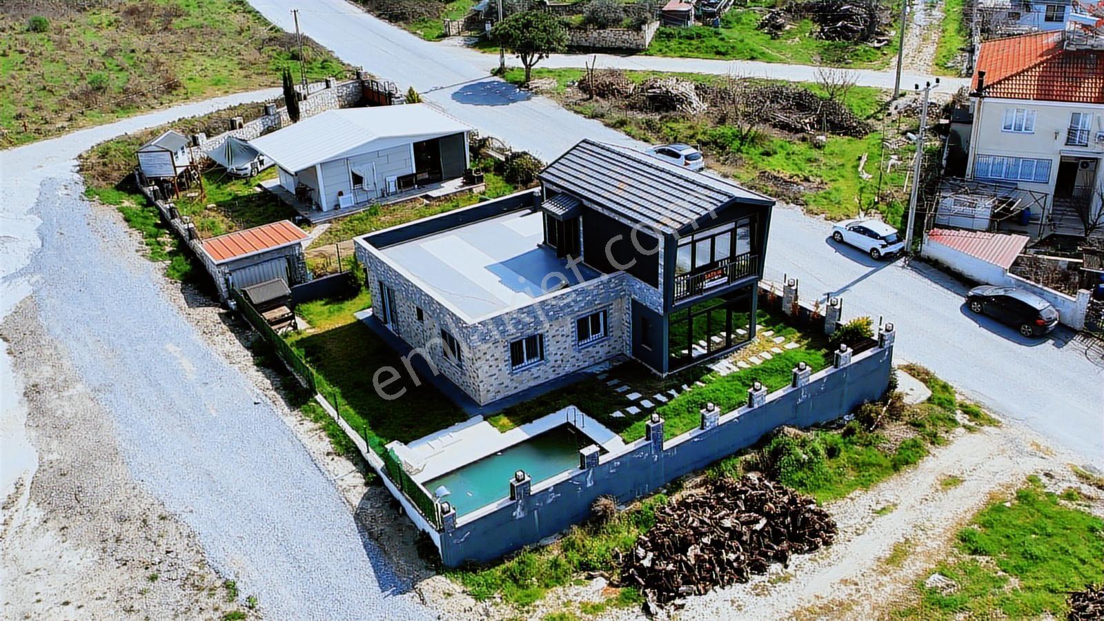 Kuşadası Yaylaköy'de Deniz Manzaralı Özel Havuzlu Lüks Villa - Görsel 26