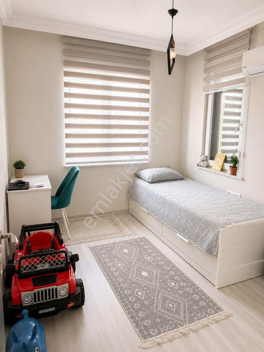 Hurma'nın Gözde Lokasyonunda Kiracısız, İskanlı 2+1 Eşyalı Satılık - Görsel 6