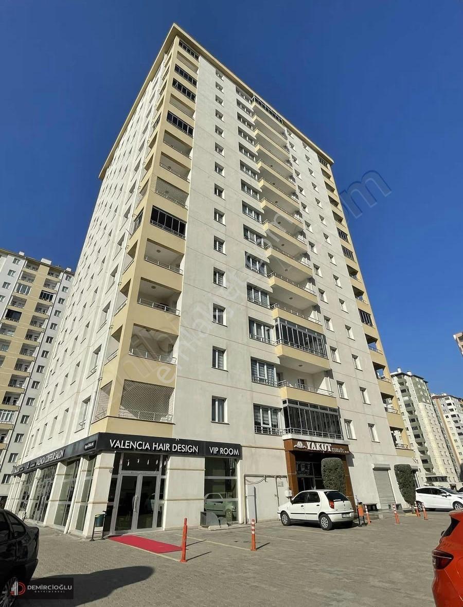 Tramvay Hattında Üniversite Yakınında 2,5+1 Eşyalı Lüx Kiralık - Görsel 9