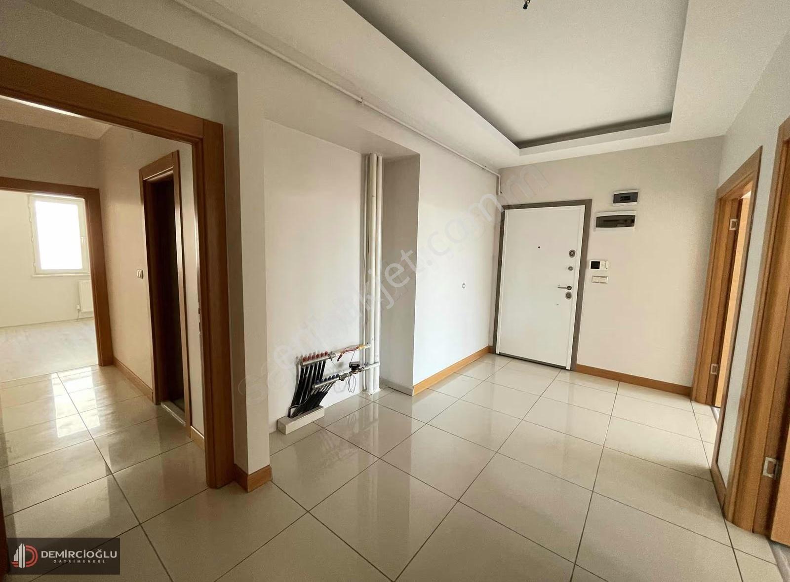 Gülük Mah/3+1/site İçerisinde/kapalı Otopark/165m2 - Görsel 24