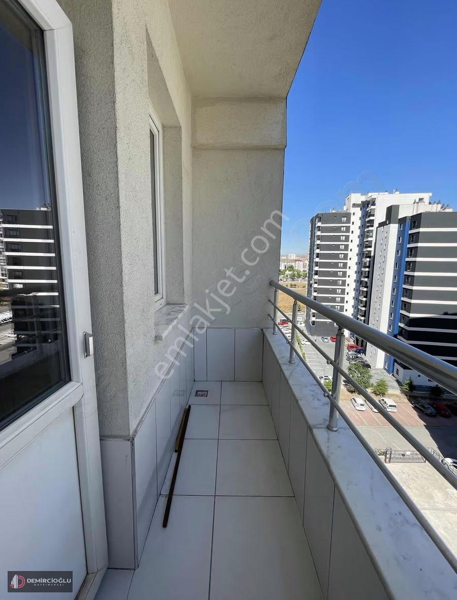 Gülük Mah/3+1/site İçerisinde/kapalı Otopark/165m2 - Görsel 16
