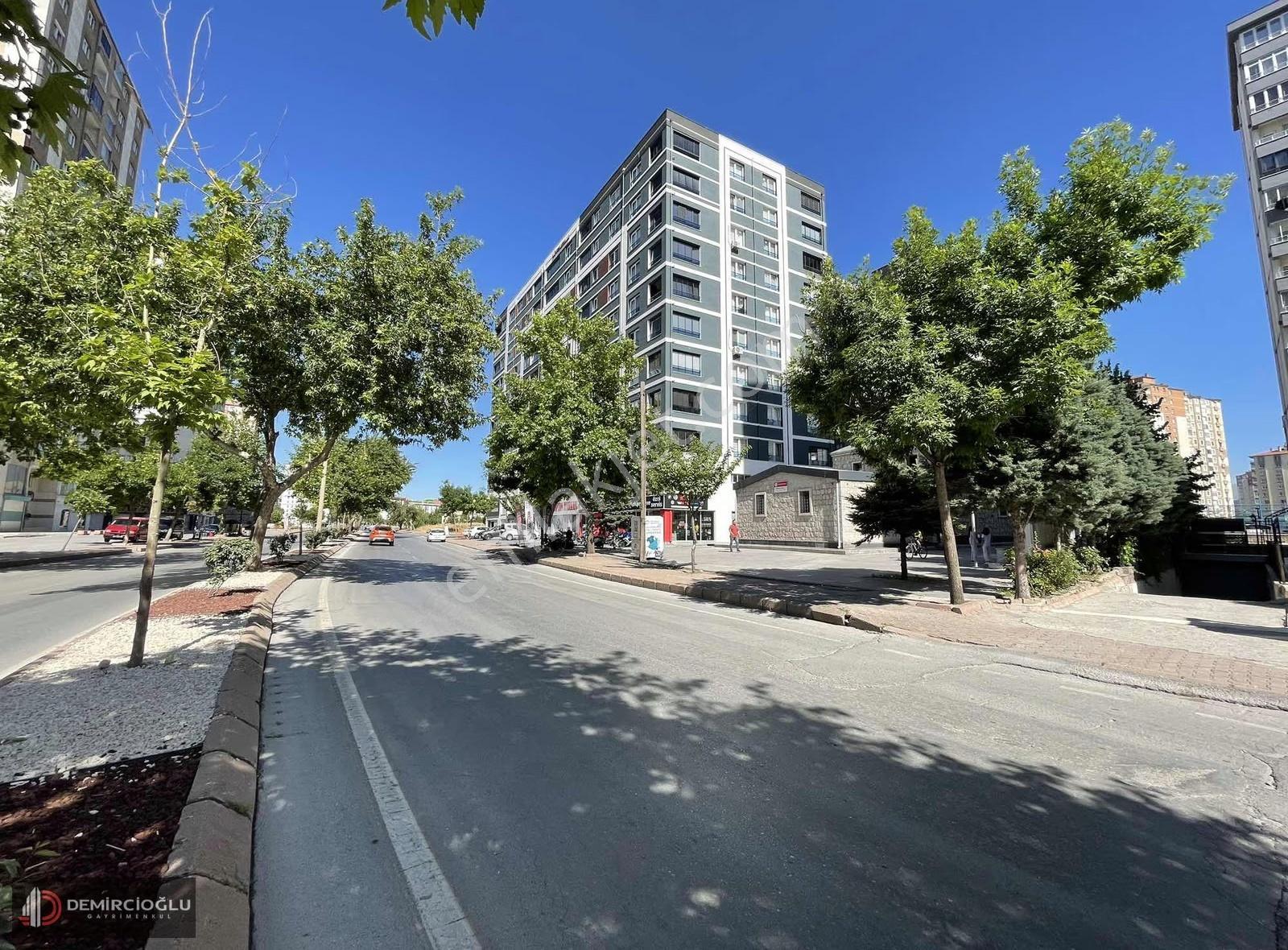Gülük Mah/3+1/site İçerisinde/kapalı Otopark/165m2 - Görsel 8