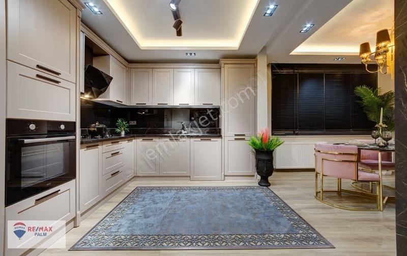 Remax Palm'den Nirvana Royal'de Eşyasız 3+1 Havuzlu Kiralık - Görsel 13