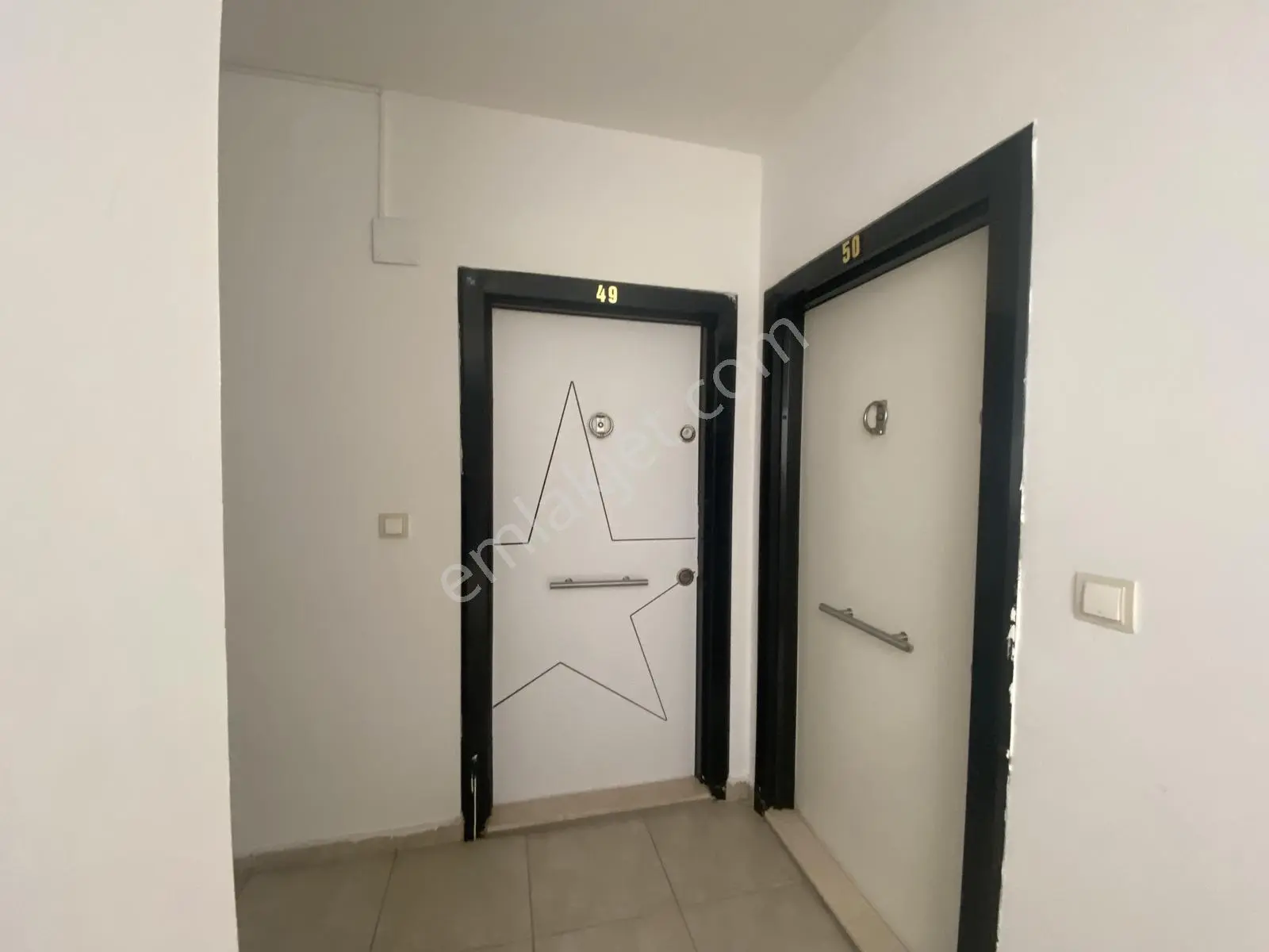 Mersin Yenişehir Çiftlikköy 'de Geniş 1+1 Kiralık Daire - Görsel 24