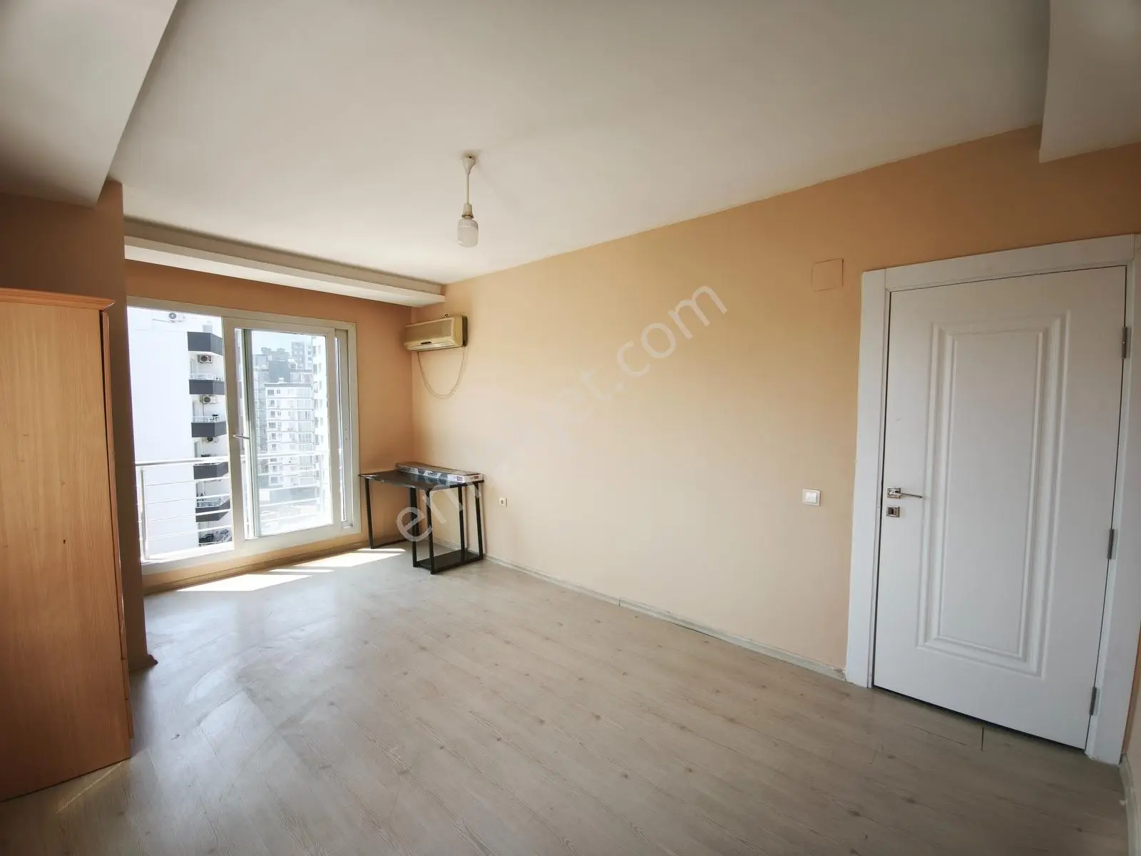 Mersin Yenişehir Çiftlikköy 'de Geniş 1+1 Kiralık Daire - Görsel 11