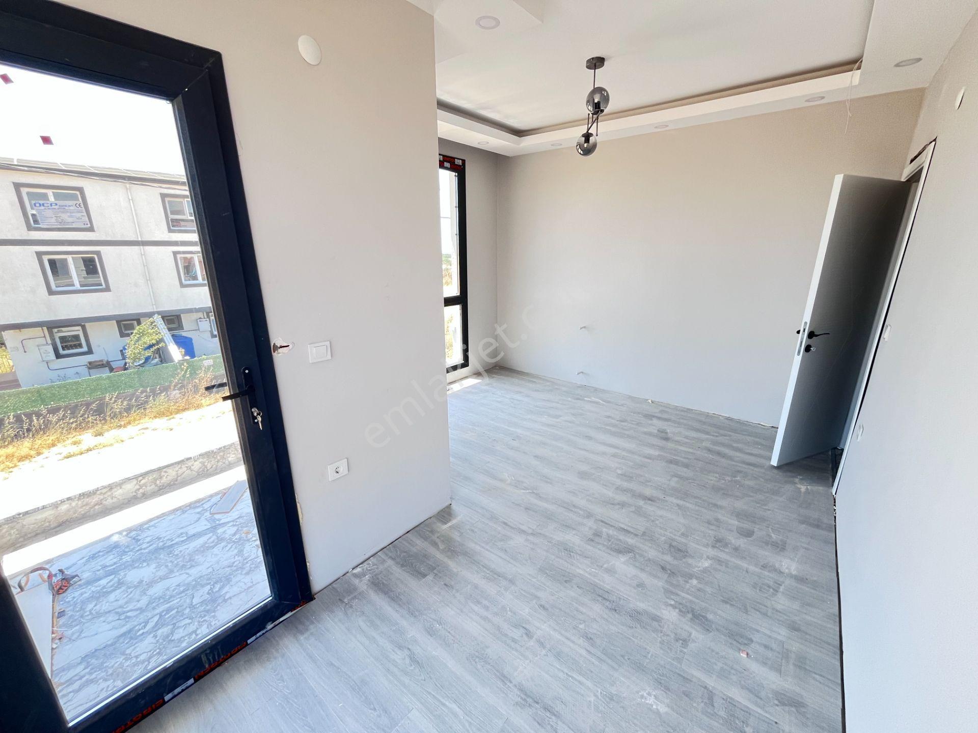 15 Güne Teslim Köşe Parsel Kapanmaz Manzaralı Havuz Uygun Villa - Görsel 14