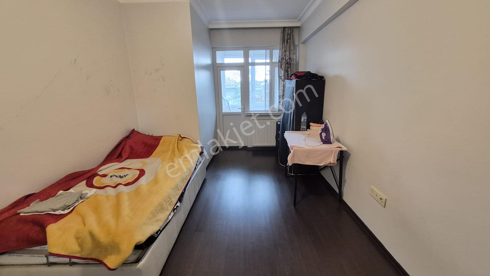 Hoşdere Caddesi Üzerinde 2,5+1 Ful Mobilyalı Daire - Görsel 8