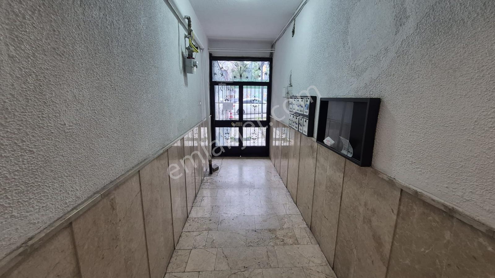 Hoşdere Caddesi Üzerinde 2,5+1 Ful Mobilyalı Daire - Görsel 3