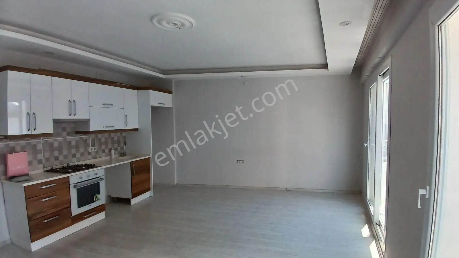 Kuşadası Merkezde 3+1 Daire Ofis Olmayada Müsayitdir - Görsel 3
