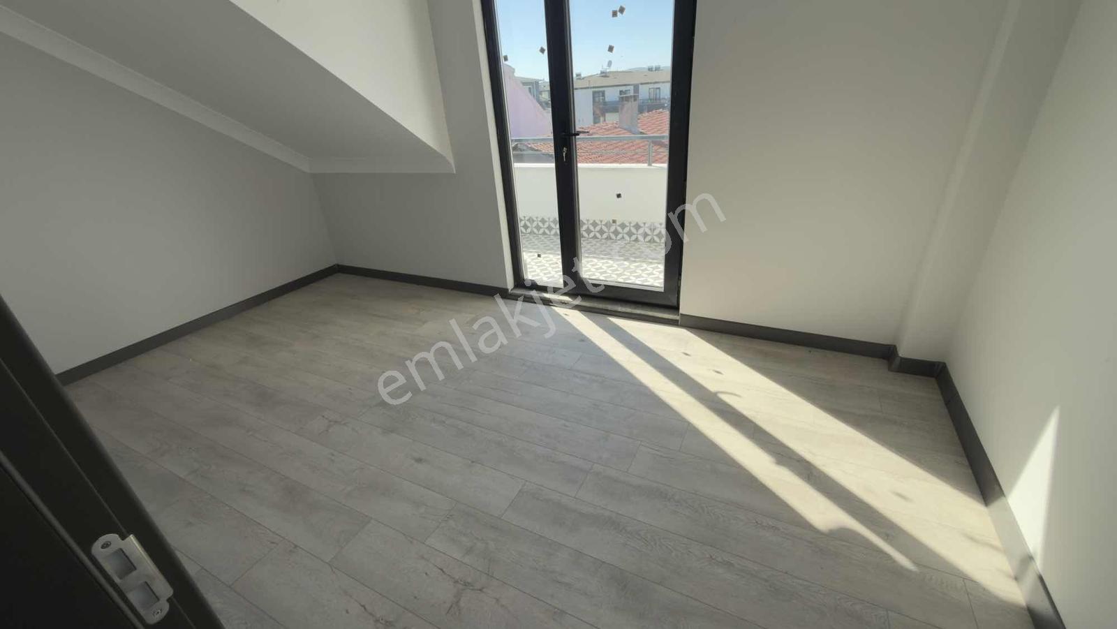 Deallife'dan Ertuğrulgazi'de Eğimsiz Dubleks 2+1 Daire - Görsel 19