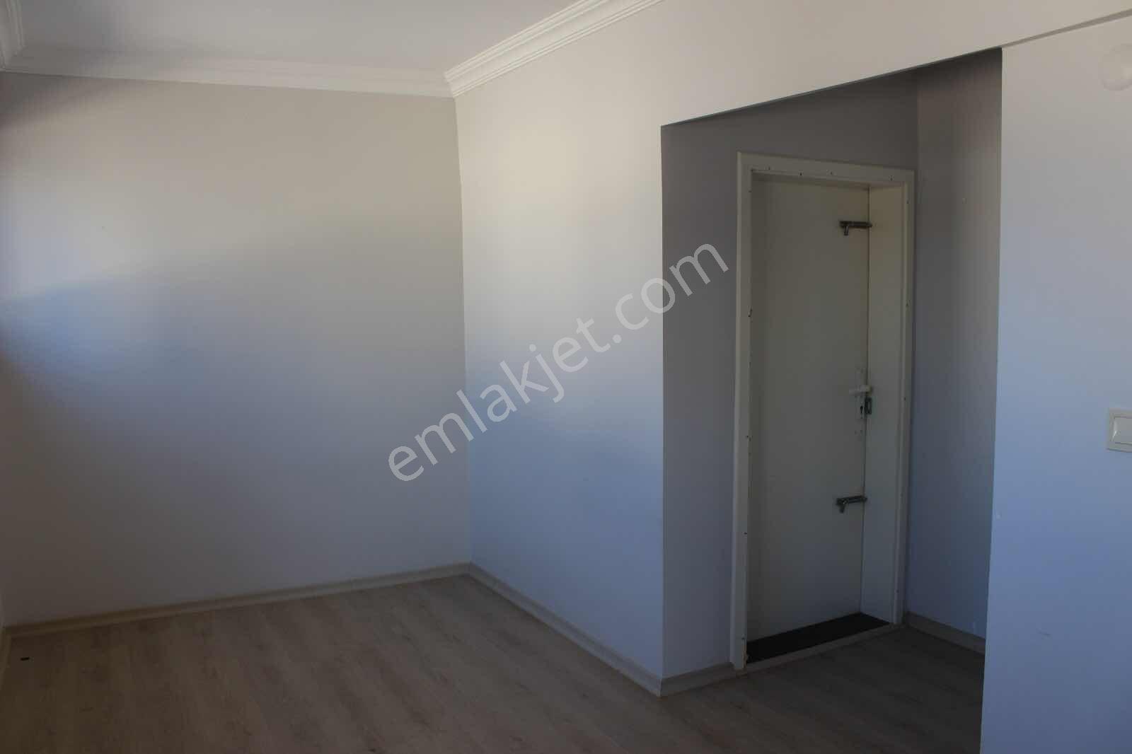Armağanevler'de Teraslı 3+2 Dubleks Metroya 300 Metre Mesafe - Görsel 19