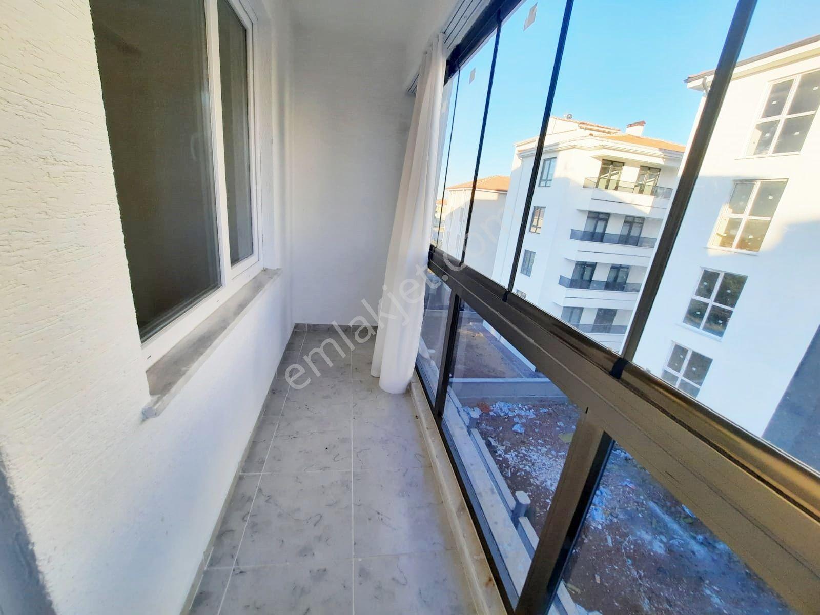 71 Evler Mahallesi Açelya Tramvay Durağı Önü 3+1 Kiralık Daire - Görsel 13