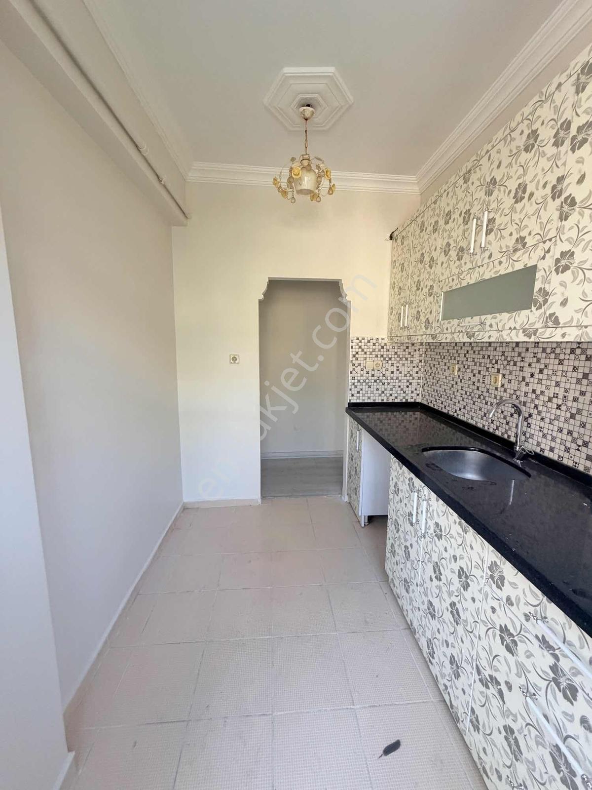 Familyadan Sarıgöl Mah 2+1 Balkonlu K.uygun 85m2 Orta Kat Daire - Görsel 3