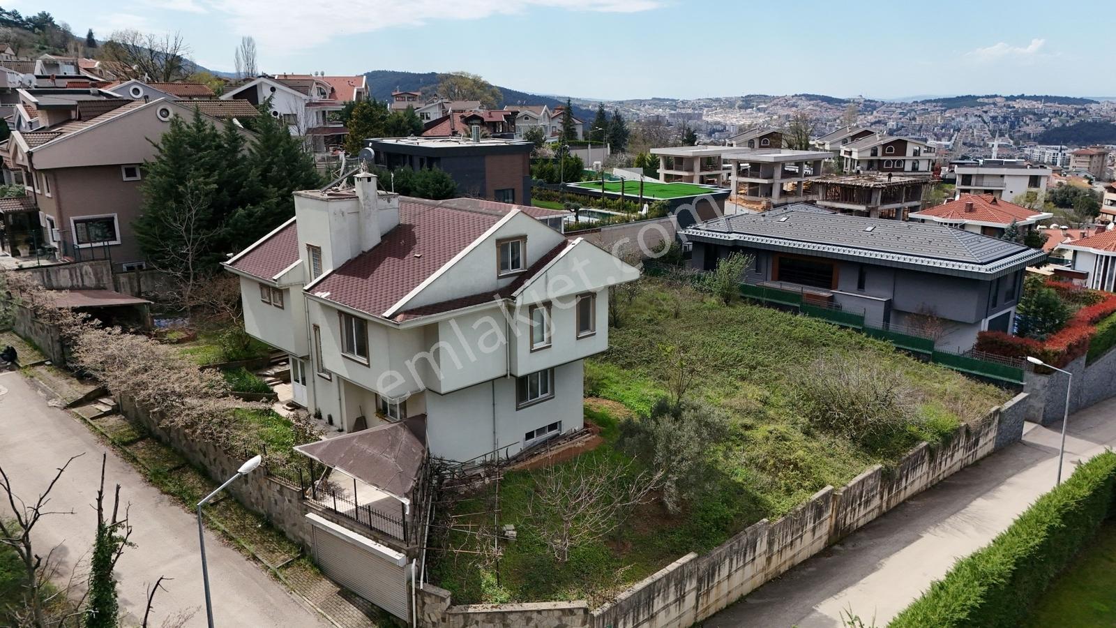 Bursa Doburcada 2 Parsel Üzerinde, 7+1 Villa Ve 750 M² Arsa - Görsel 4