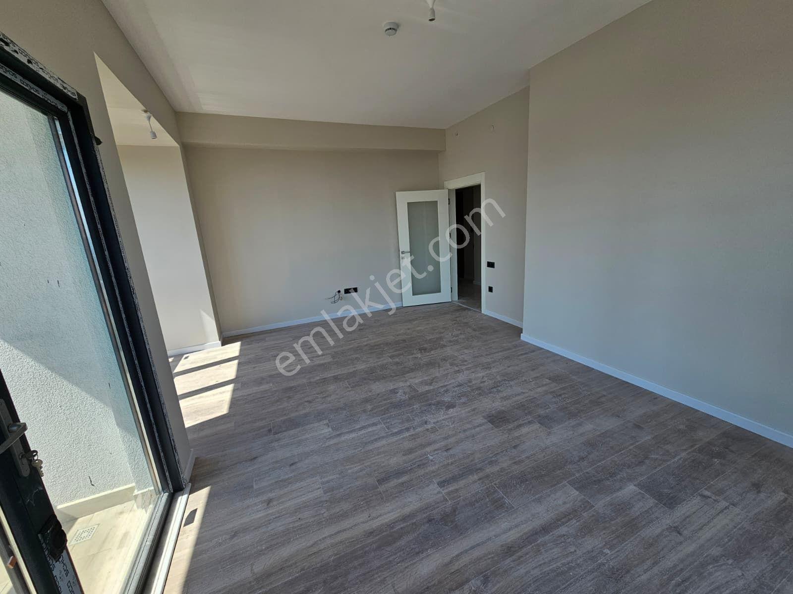 Flora Delux 'de Deniz Manzaralı Balkon'lu Satılık 3+1 Site Dairesi - Görsel 22